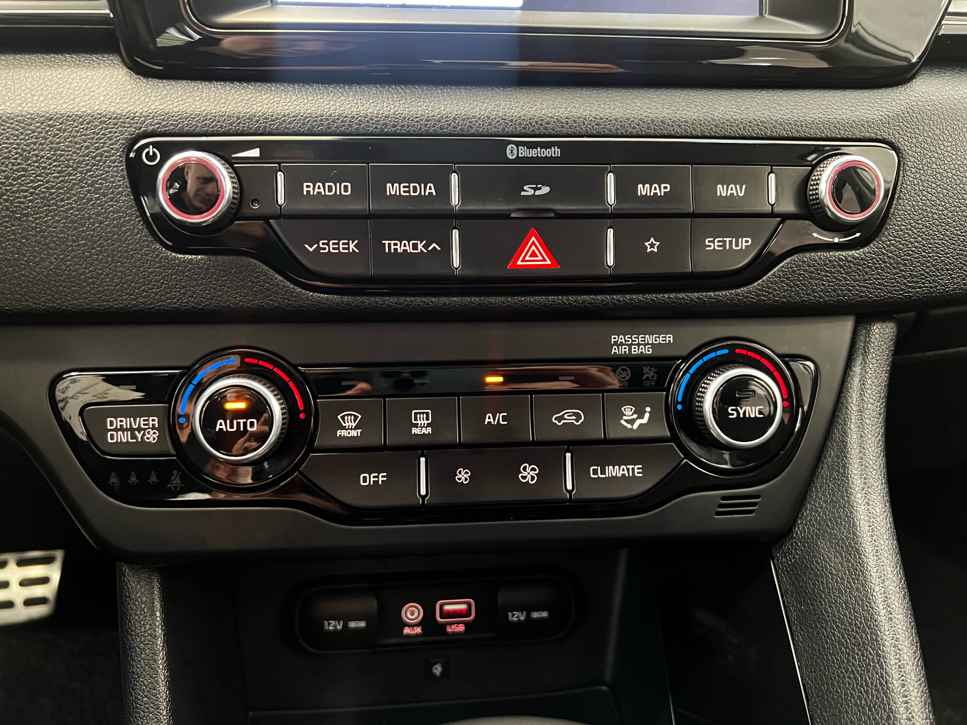 Billede af Kia Niro 1,6 GDI PHEV  Plugin-hybrid Advance DCT 141HK 5d 6g Aut.