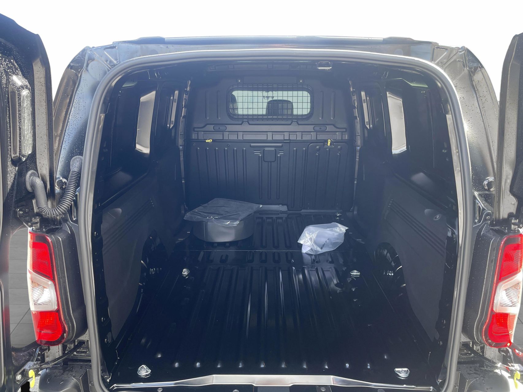 Billede af Toyota Proace City Electric Long EL Comfort Master 2 Skydedøre 136HK Van Aut.