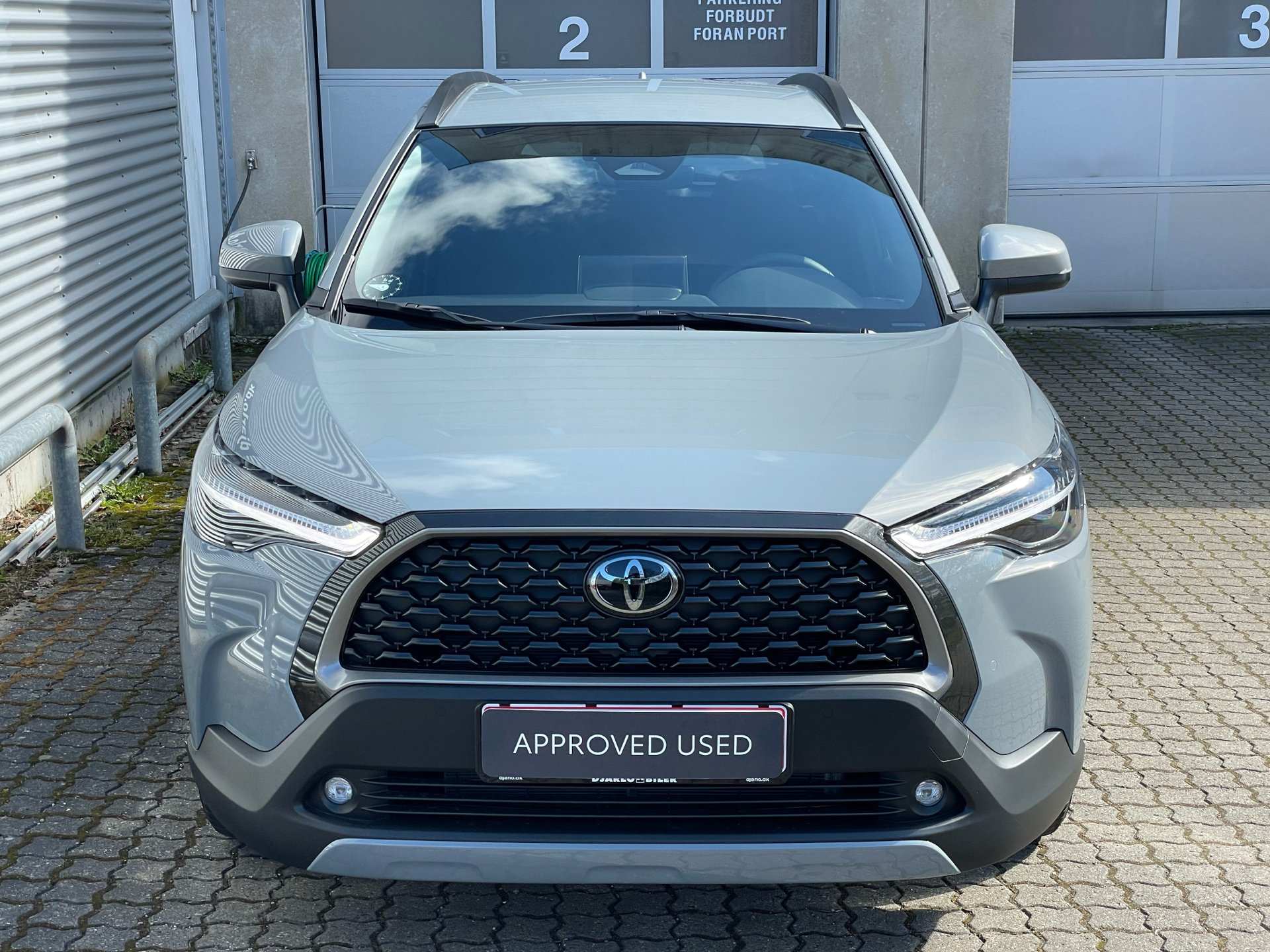 Billede af Toyota Corolla Cross 1,8 Hybrid Style Comfort 140HK 5d Aut.