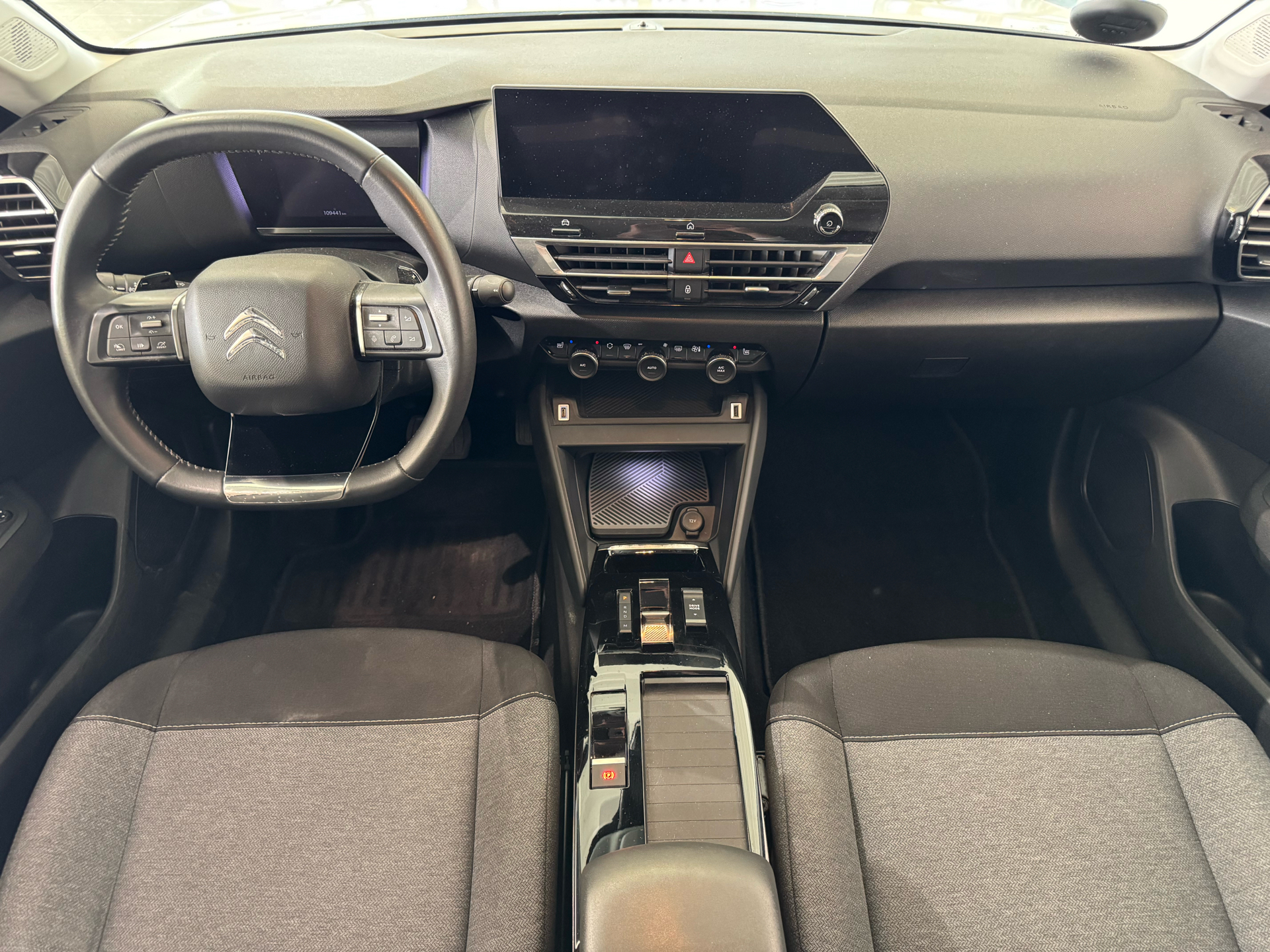 Billede af Citroën C4 1,5 Blue HDi Feel EAT8 130HK 5d 8g Aut.