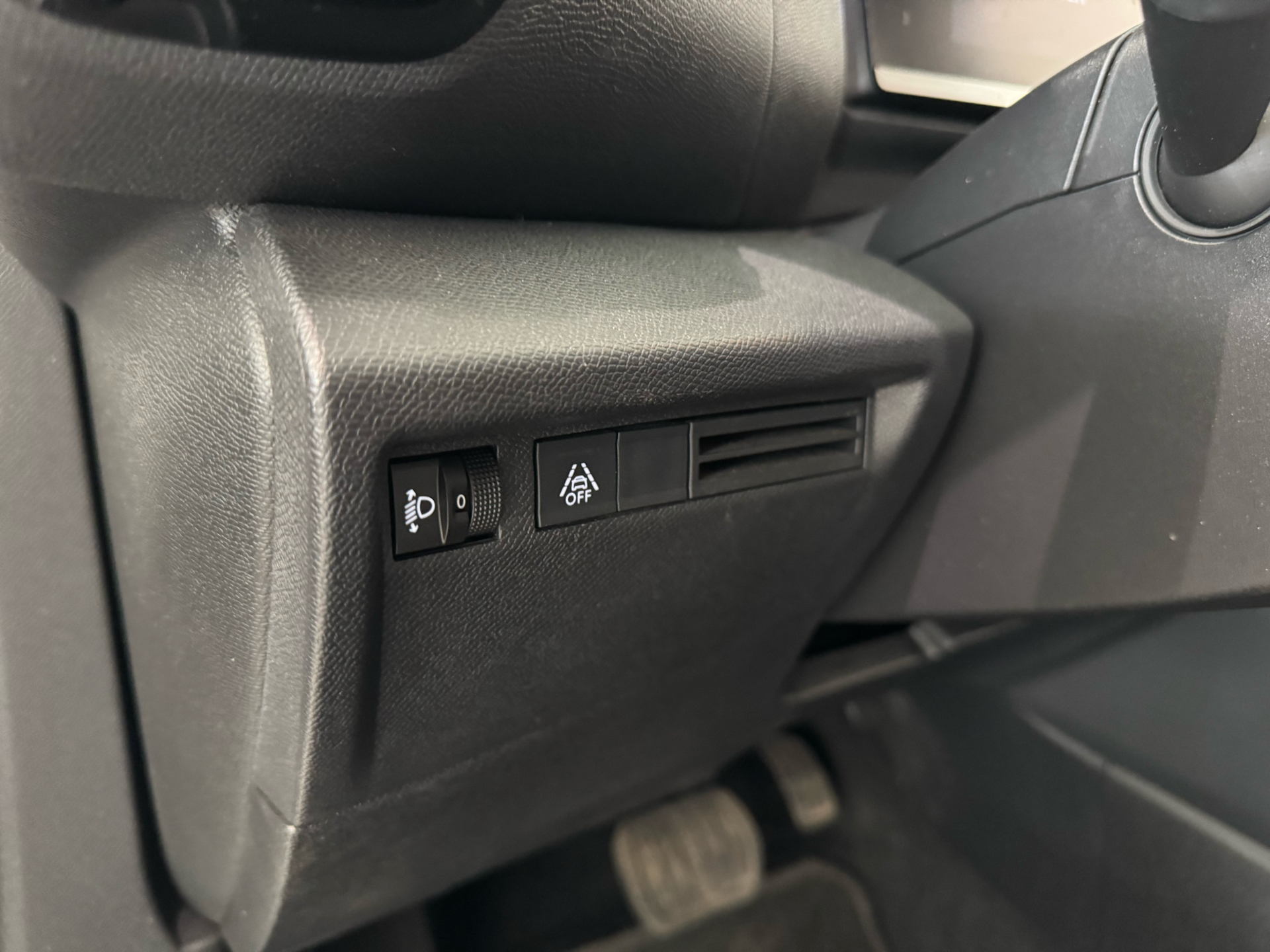 Billede af Citroën C4 1,5 Blue HDi Feel EAT8 130HK 5d 8g Aut.
