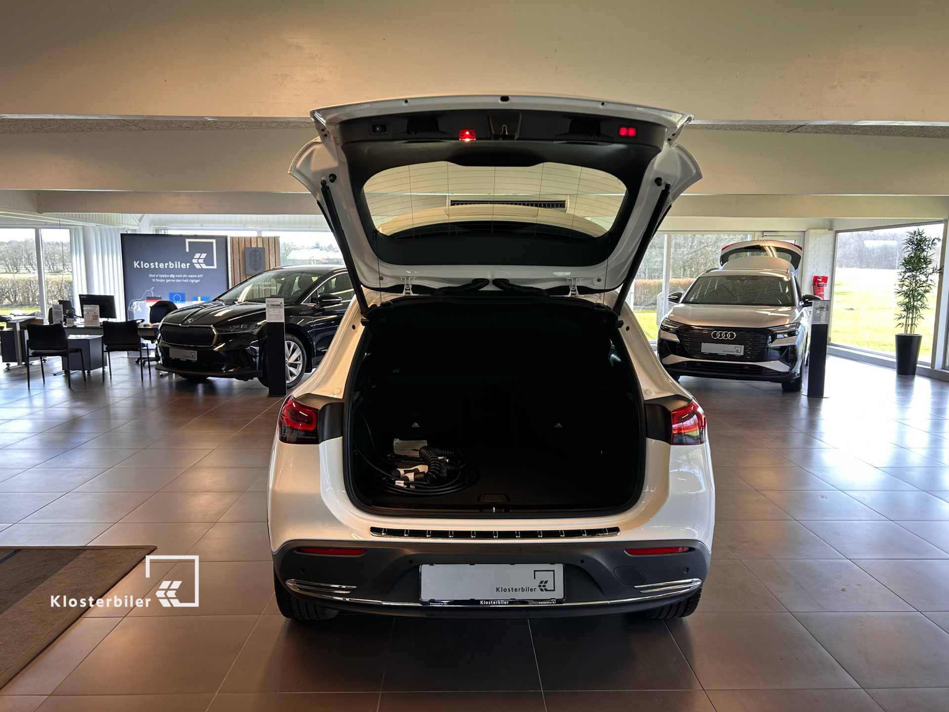 Billede af Mercedes-Benz EQA 250 EL 190HK 5d Aut.