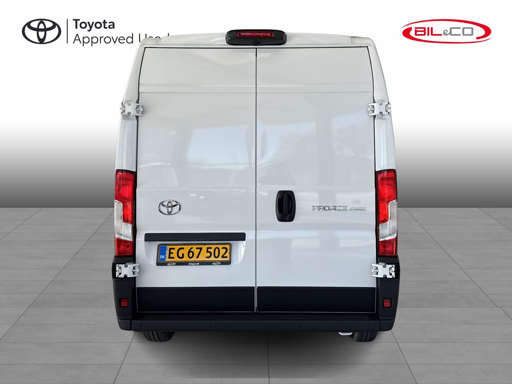 Billede af Toyota Proace Max 2.2D 140hk Medium/To skydedøre m. højt tag aut.gear Comfort Master