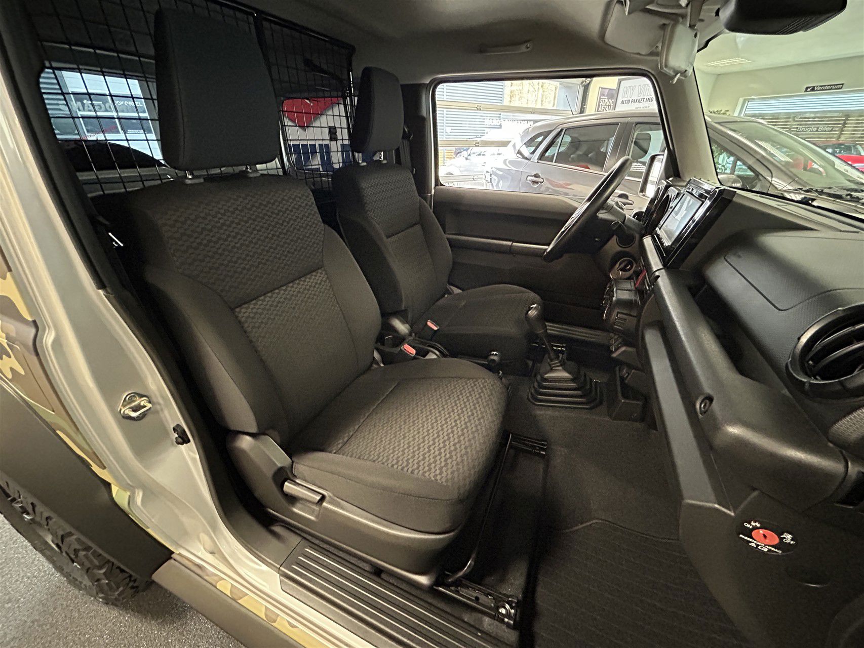 Billede af Suzuki Jimny 1,5 Touch AllGrip 102HK Van