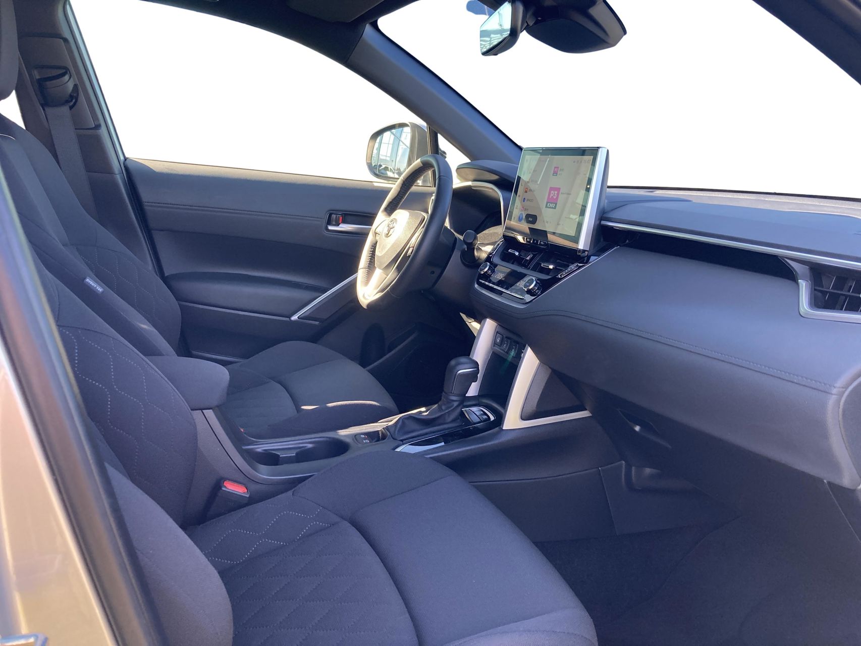 Billede af Toyota Corolla Cross 1,8 Hybrid Style Comfort 140HK 5d Aut.