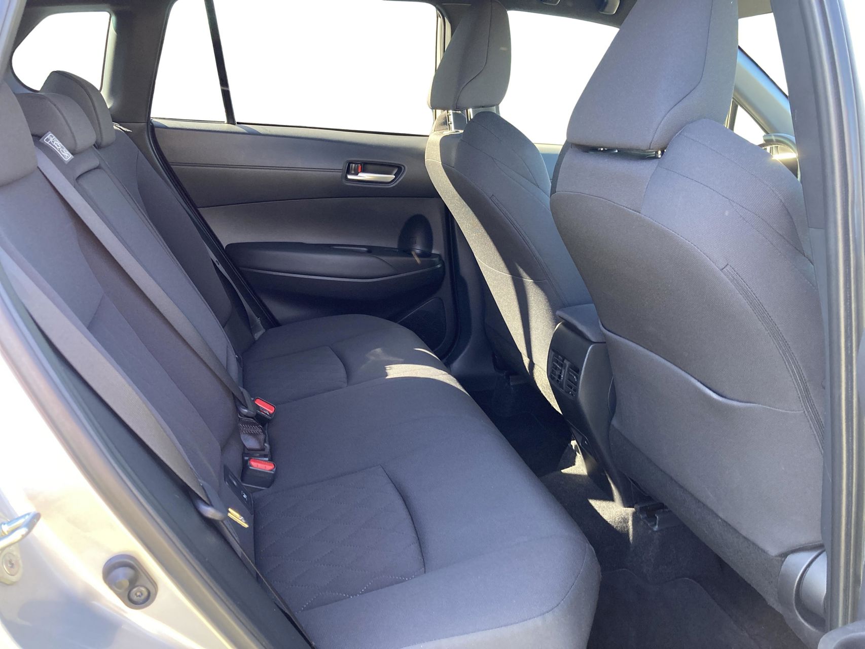 Billede af Toyota Corolla Cross 1,8 Hybrid Style Comfort 140HK 5d Aut.