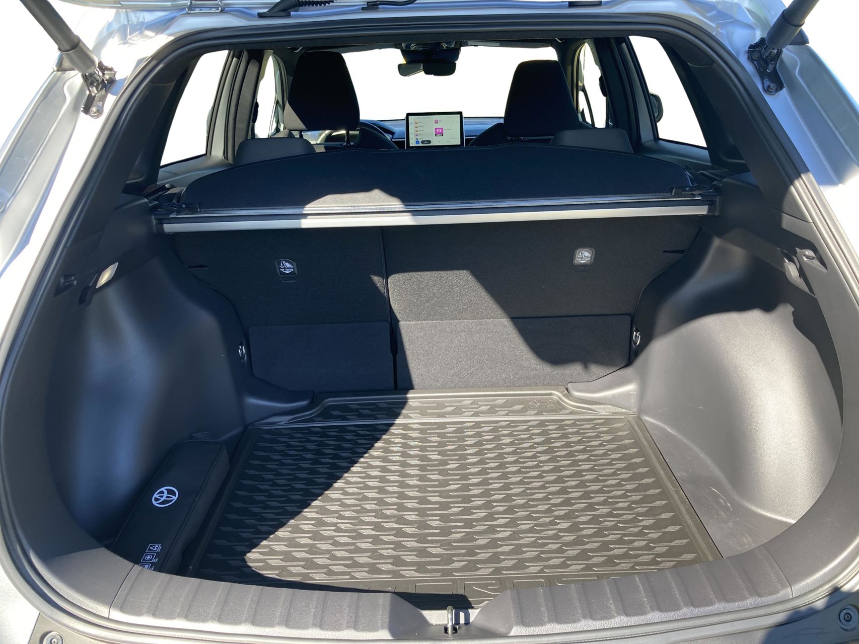 Billede af Toyota Corolla Cross 1,8 Hybrid Style Comfort 140HK 5d Aut.