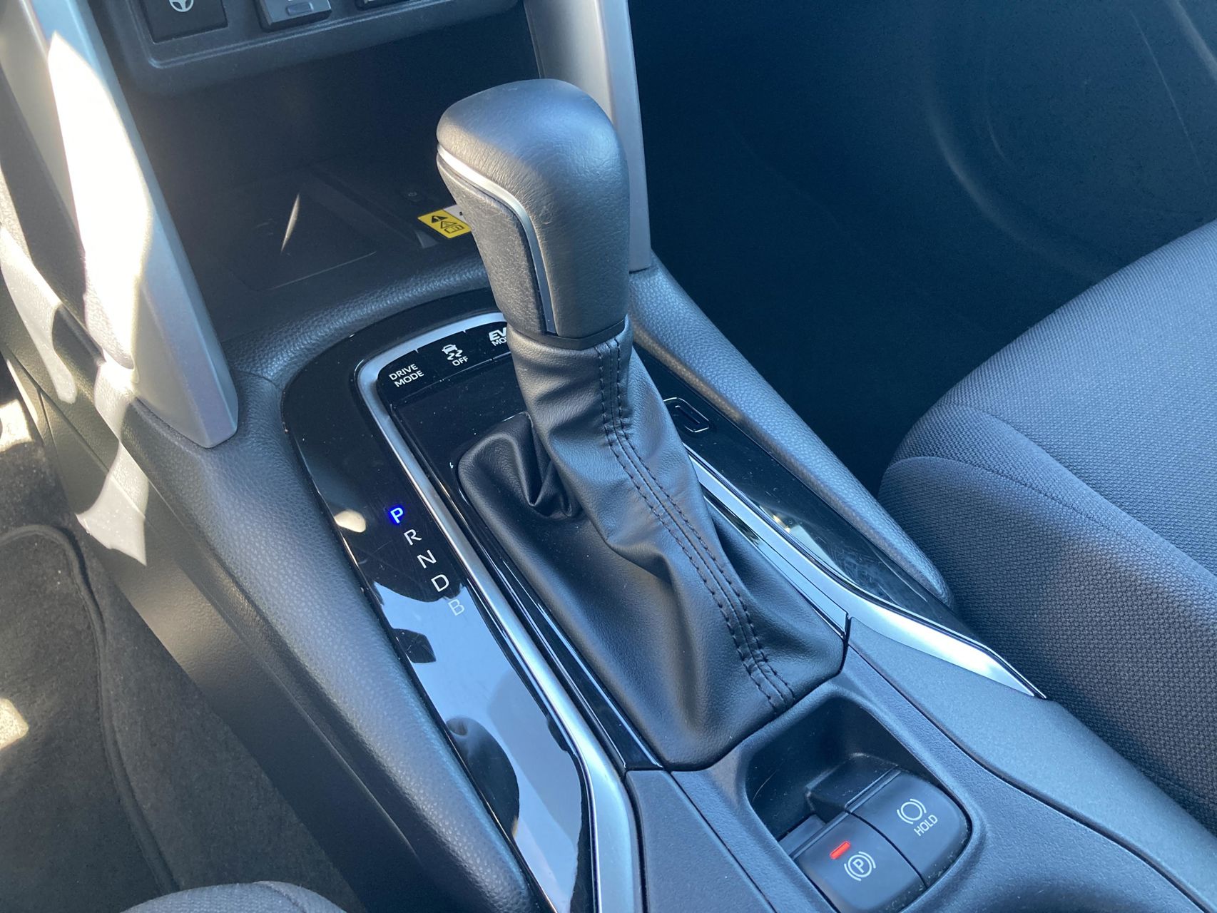 Billede af Toyota Corolla Cross 1,8 Hybrid Style Comfort 140HK 5d Aut.