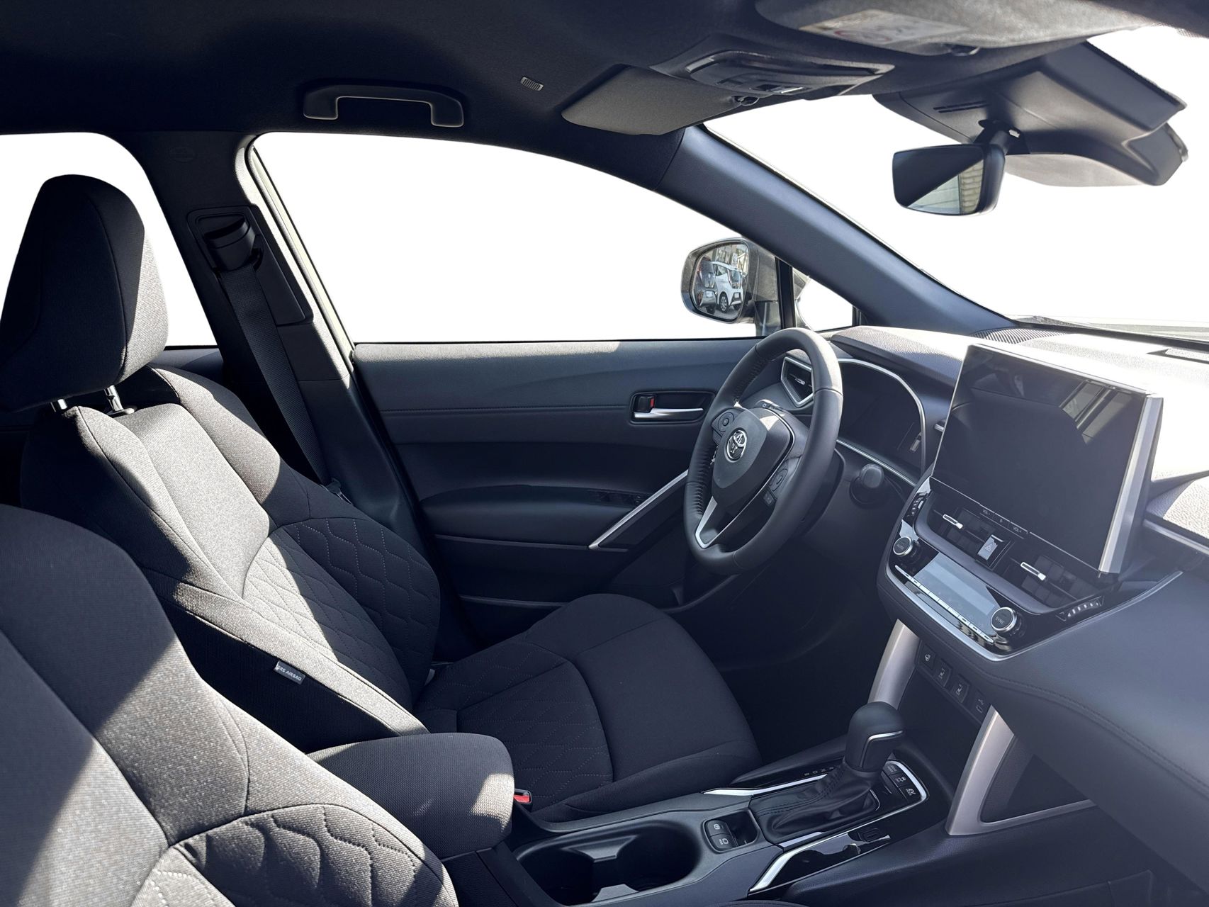 Billede af Toyota Corolla Cross 1,8 Hybrid Style Comfort 140HK 5d Aut.