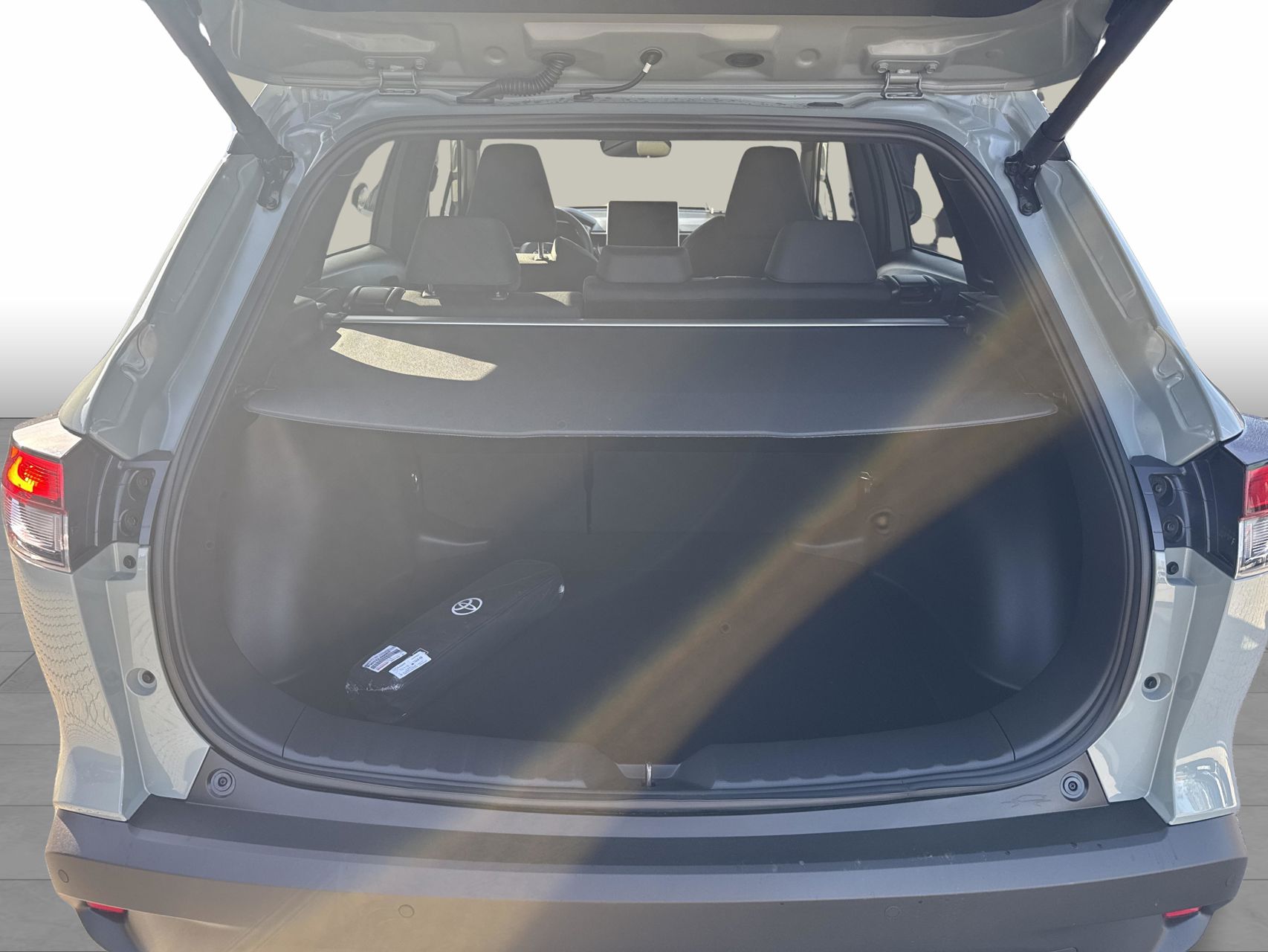 Billede af Toyota Corolla Cross 1,8 Hybrid Style Comfort 140HK 5d Aut.