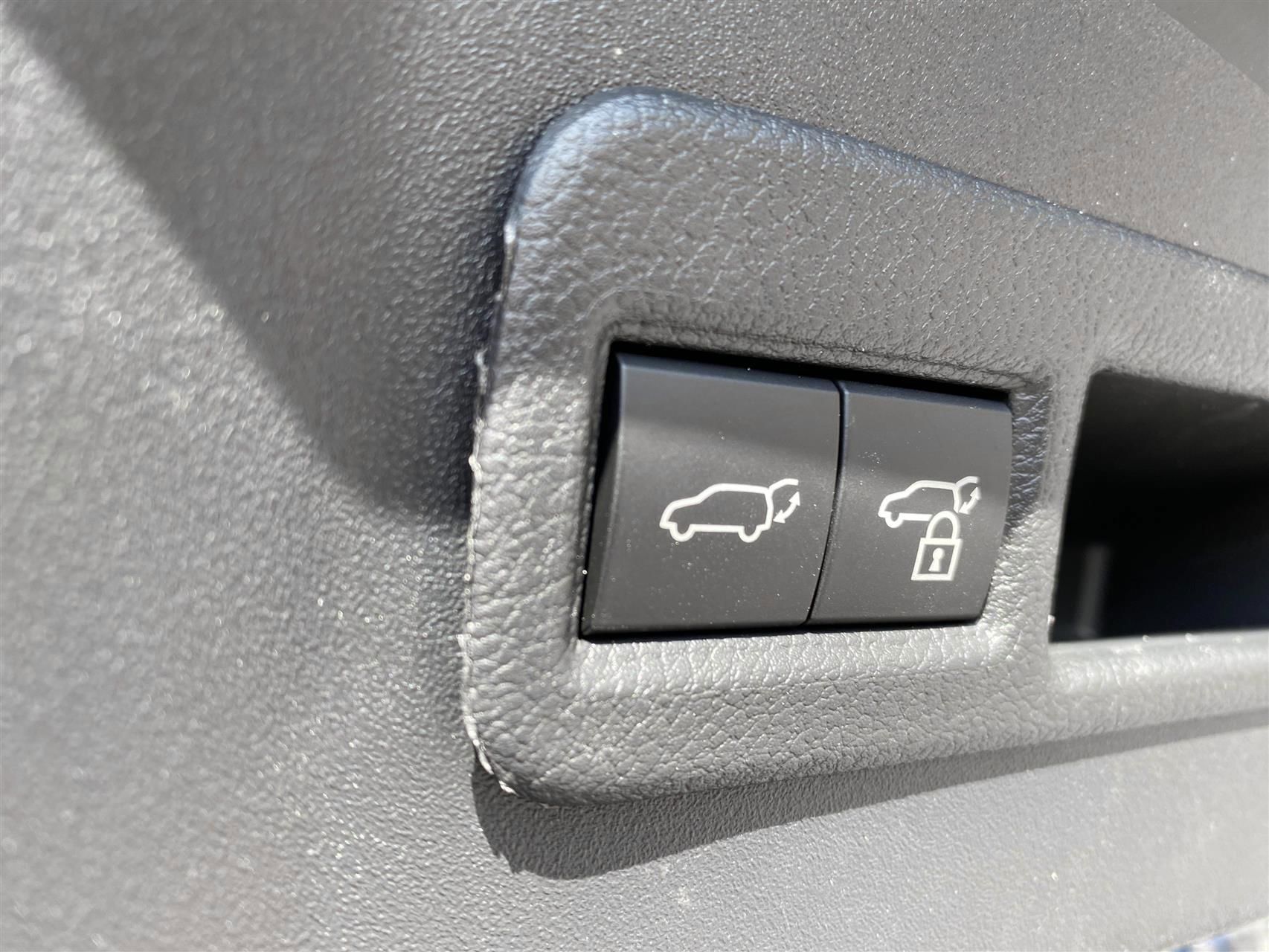 Billede af Toyota BZ4X EL Executive Solar AWD 218HK 5d Aut.