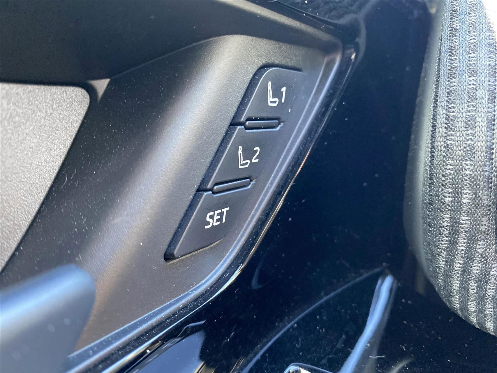 Billede af Toyota BZ4X EL Executive Solar AWD 218HK 5d Aut.