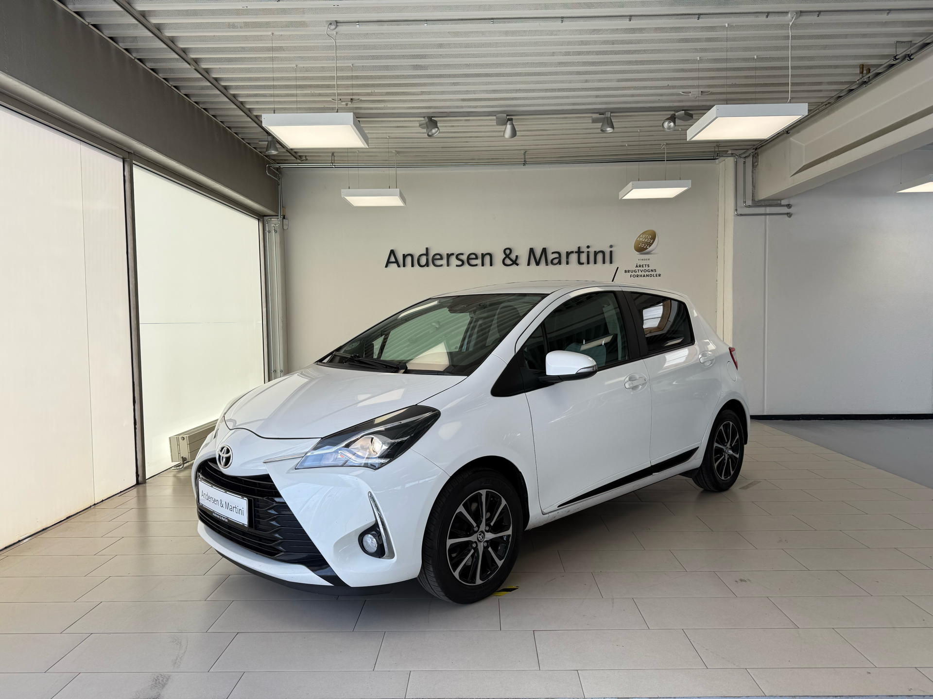 Billede af Toyota Yaris 1,5 VVT-I T3 Smartpakke 111HK 5d 6g