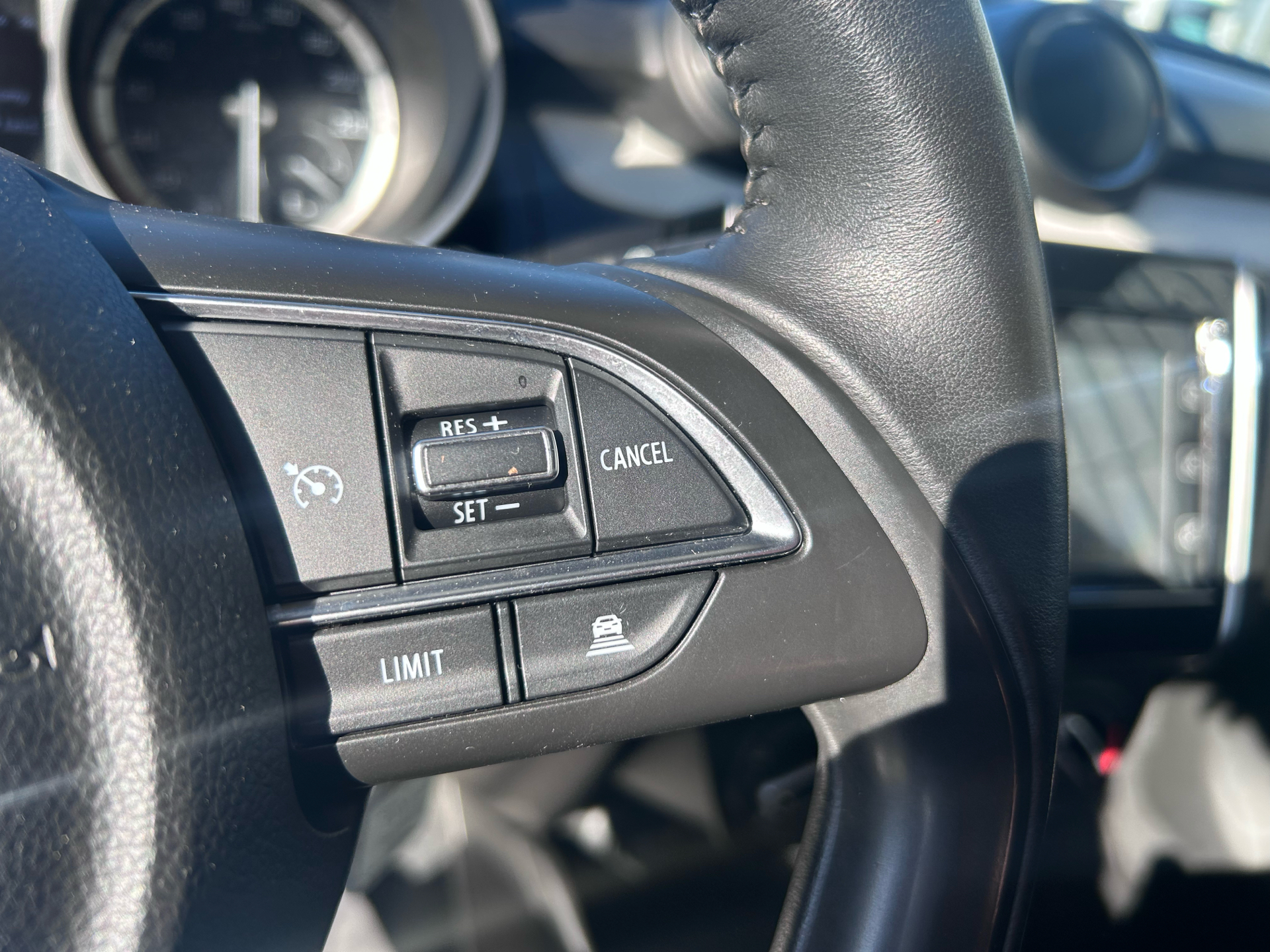 Billede af Suzuki Swift 1,2 Dualjet Action AEB 90HK 5d