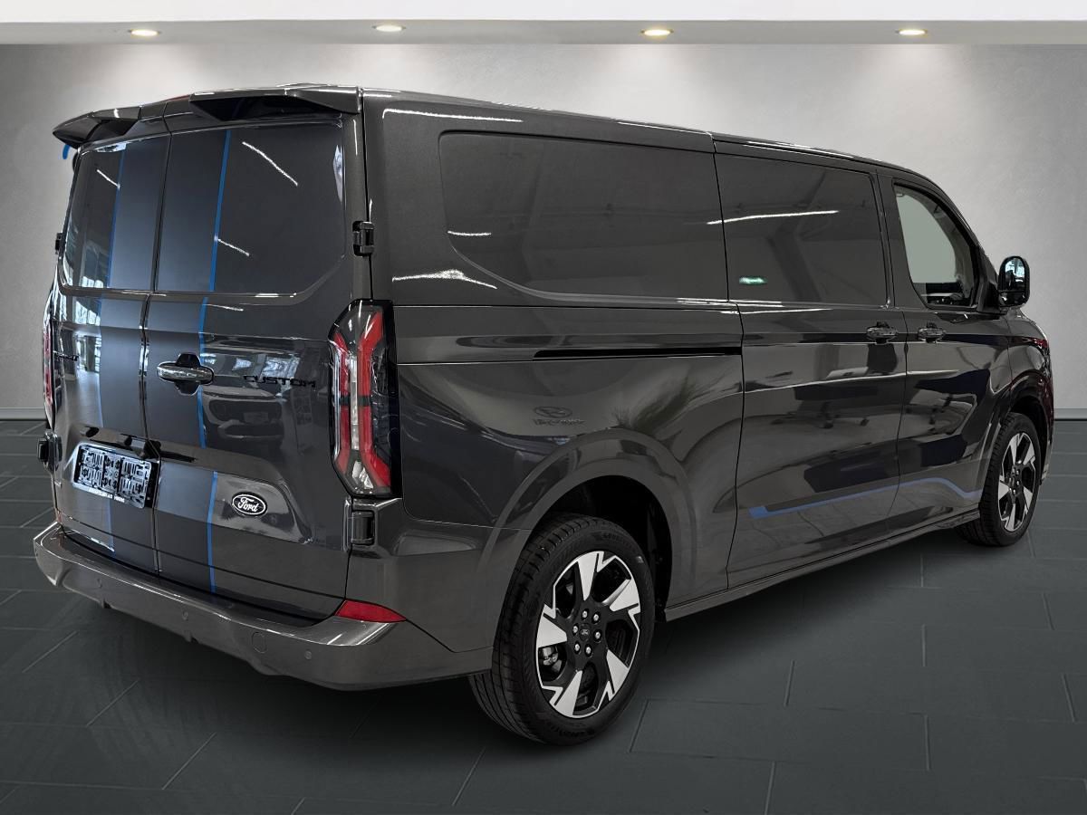 Billede af Ford Transit Custom 320 L2H1 2,5 Plugin-hybrid Sport CVT 233HK Van Trinl. Gear