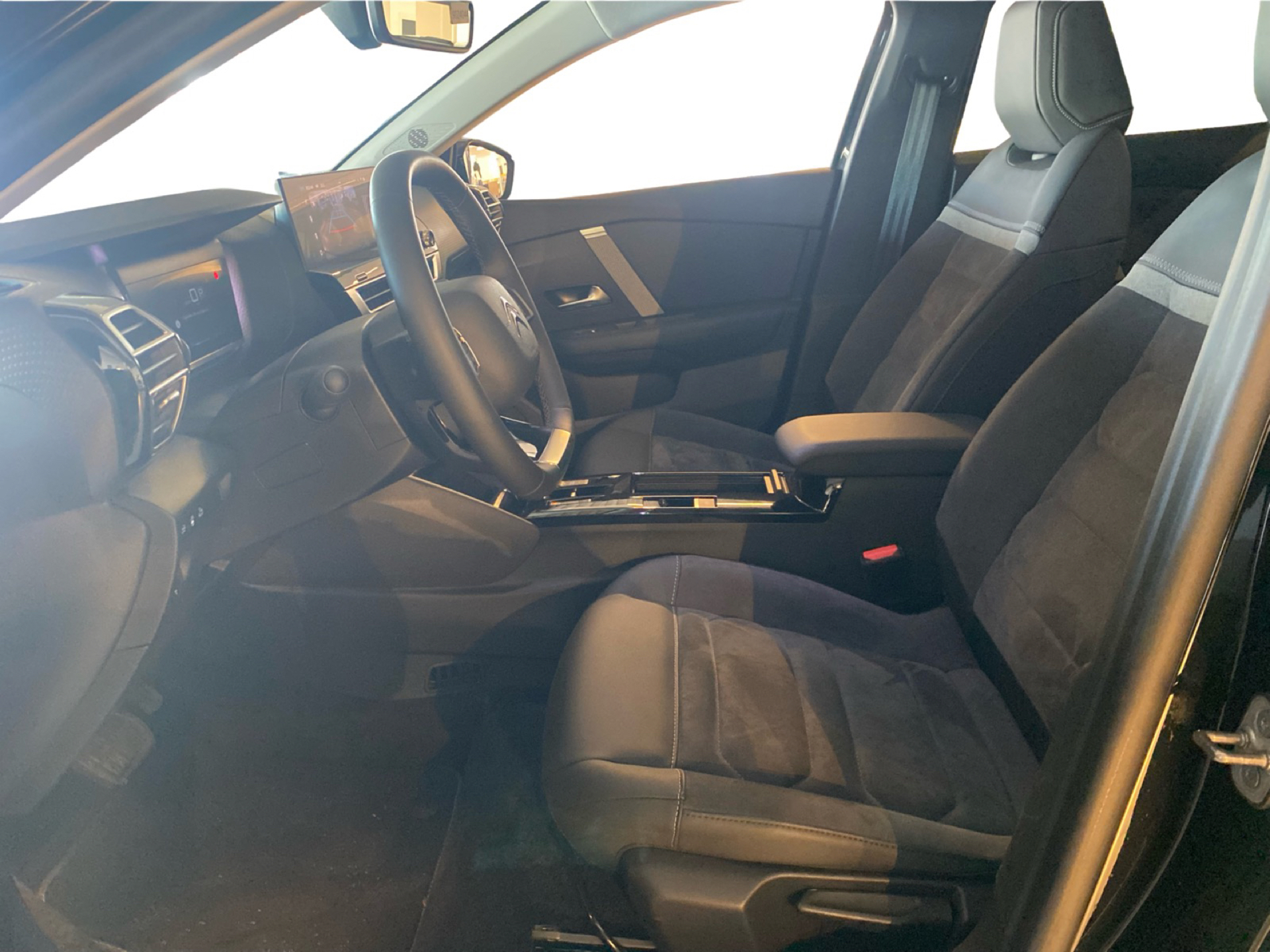 Billede af Citroën e-C4 X EL Palais Sky 136HK 5d Aut.