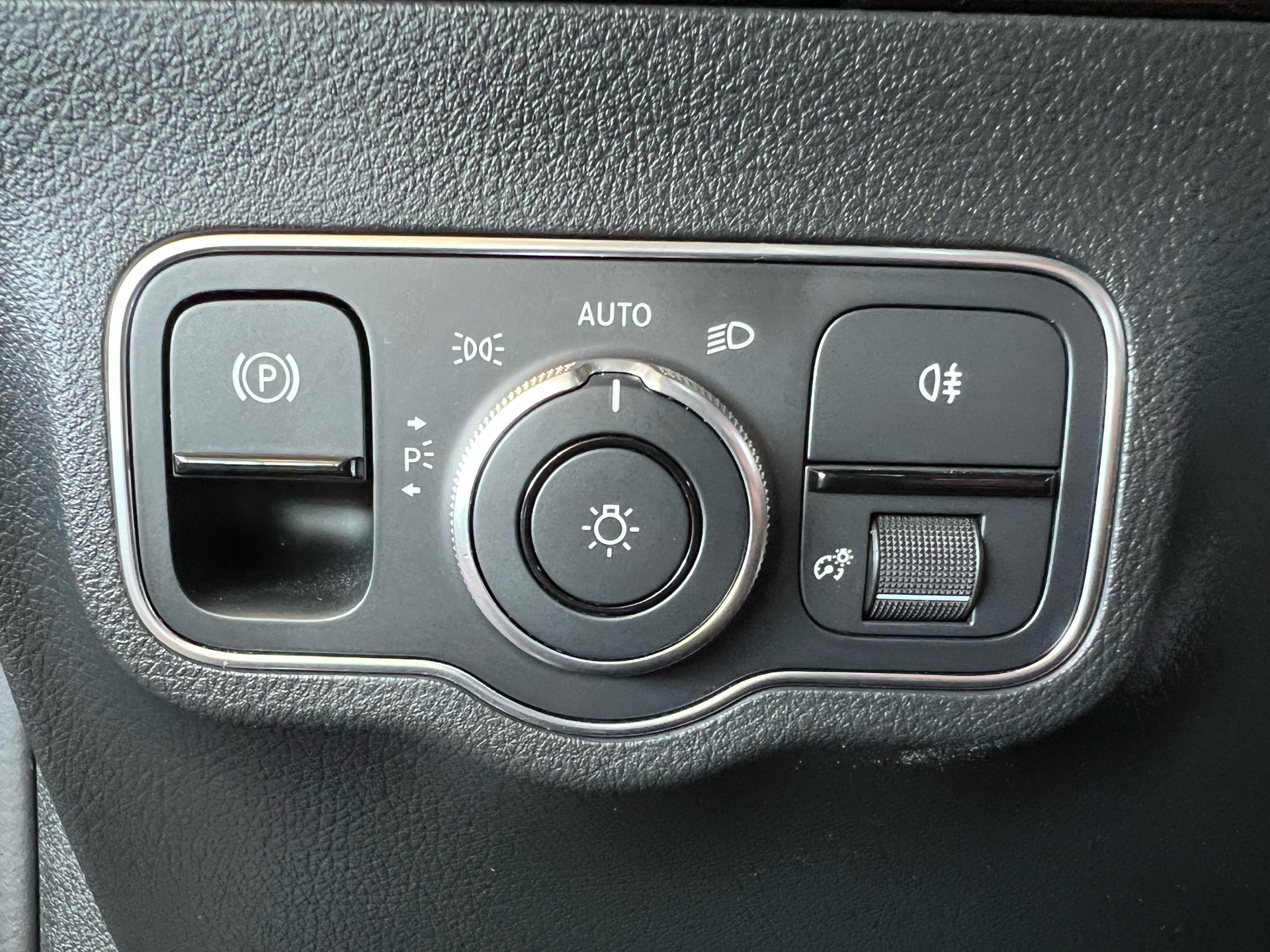 Billede af Mercedes-Benz EQA 250 EL Electric Art Advanced  190HK 5d Aut. 