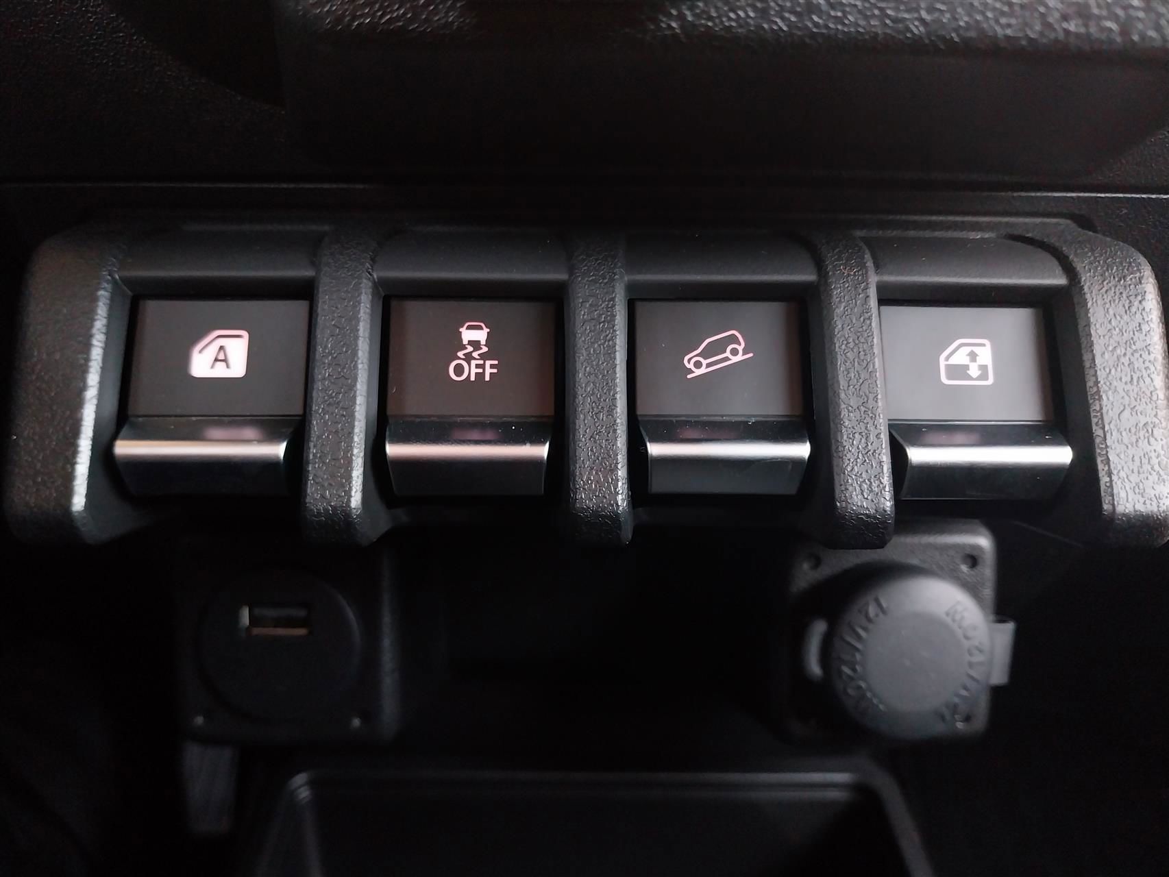 Billede af Suzuki Jimny 1,5 Touch AllGrip 102HK Van