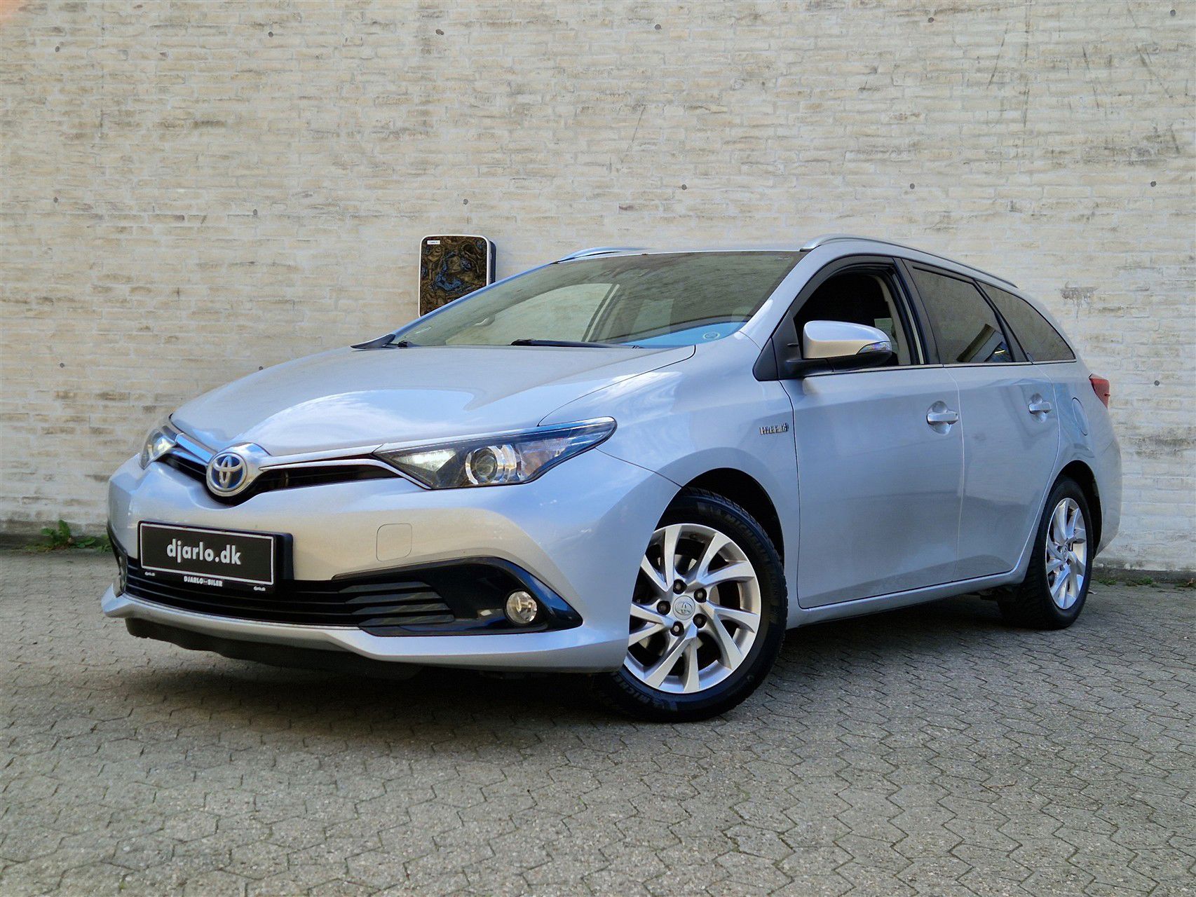 Billede af Toyota Auris Touring Sports 1,8 Hybrid H2 Comfort Safety Sense 136HK Stc Aut.