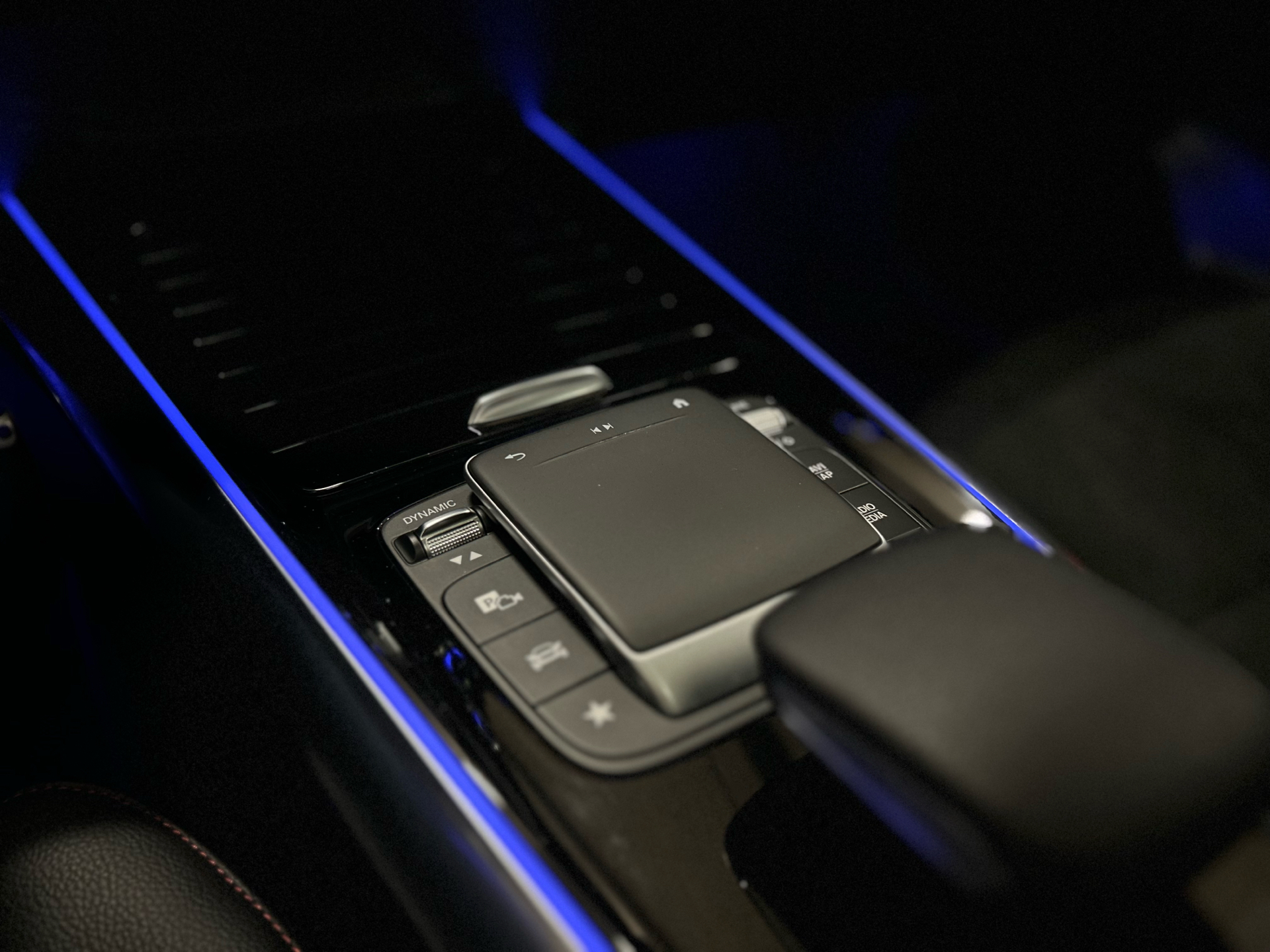 Billede af Mercedes-Benz EQA 250 EL AMG Line 190HK 5d Aut.