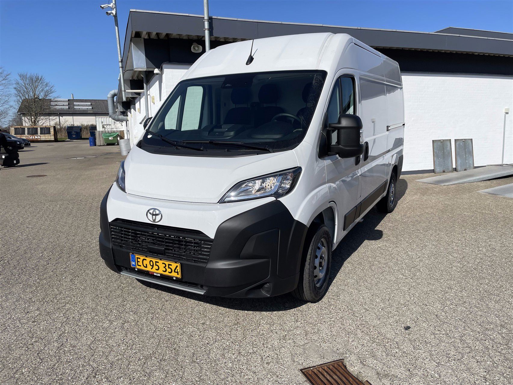 Billede af Toyota Proace Max Medium 2,2 D Comfort To skydedør m. højt tag 140HK Van 6g
