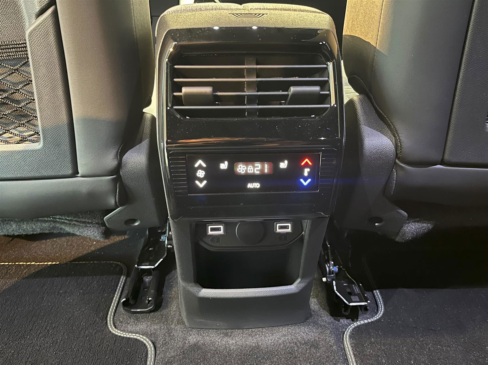 Billede af Peugeot e-5008 EL GT Pack 210HK 5d Aut.