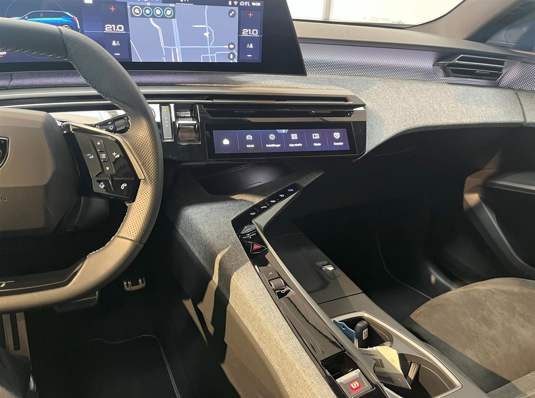 Billede af Peugeot e-5008 EL GT Pack 210HK 5d Aut.
