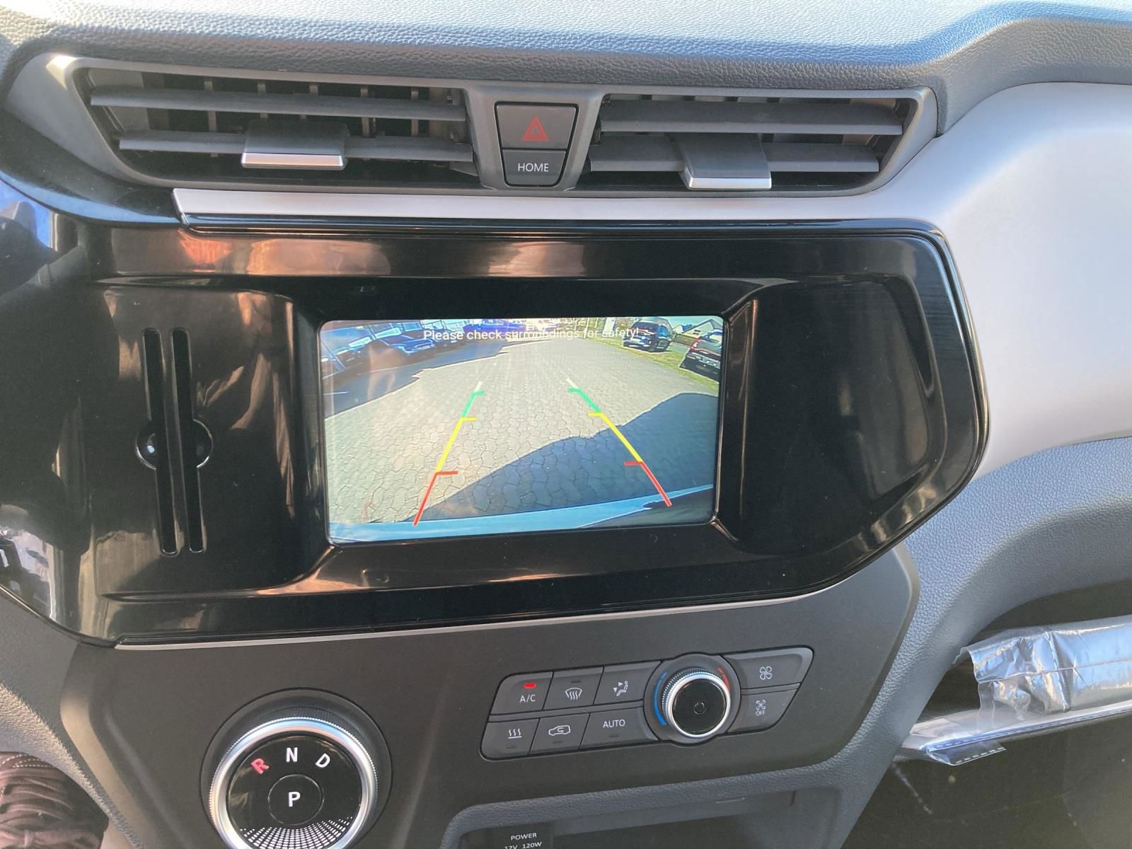 Billede af Maxus e-Deliver 3 LWB 50,2 kWh EL 122HK Van Aut.