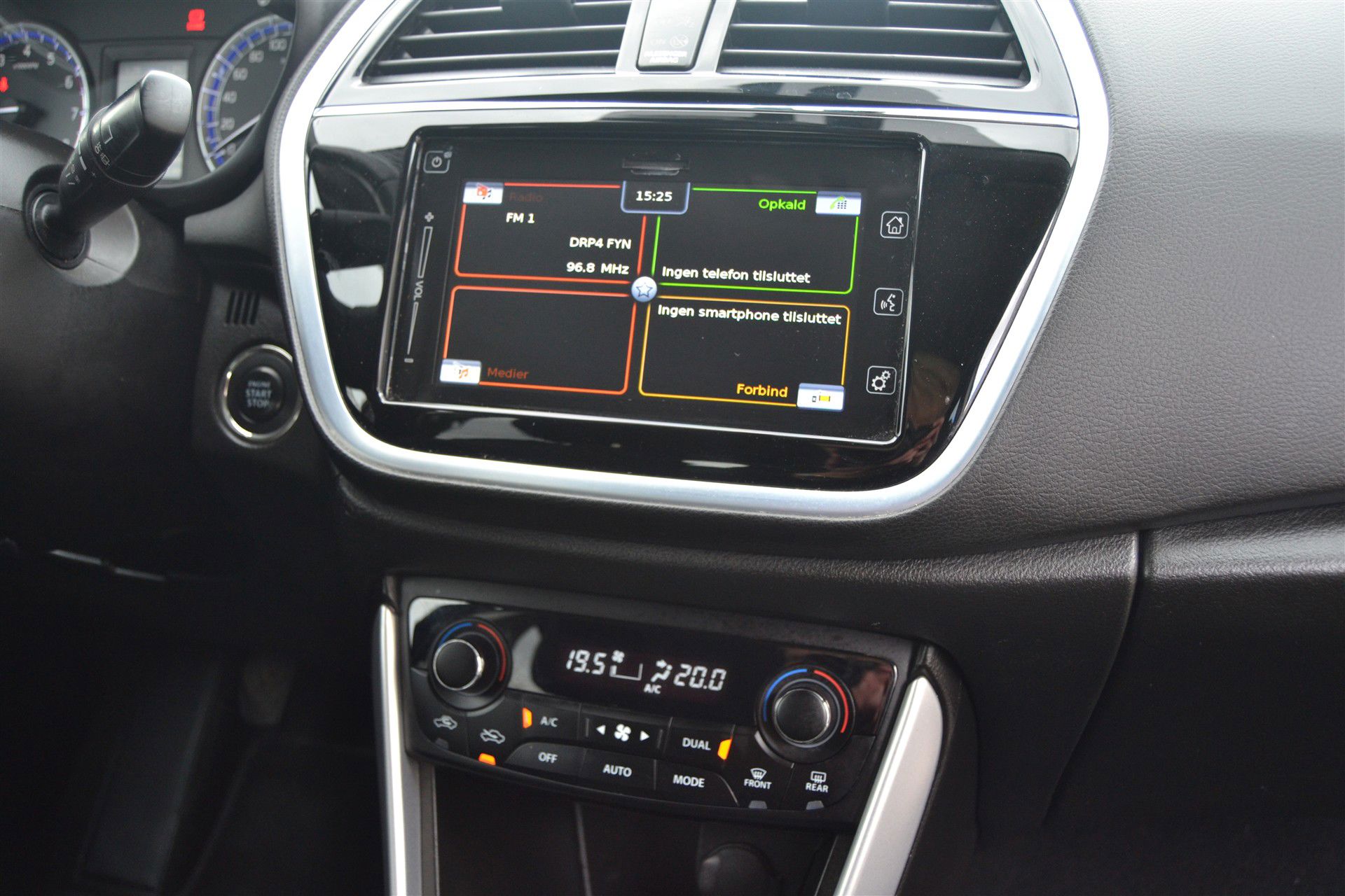 Billede af Suzuki S-Cross 1,0 Boosterjet Active 112HK 5d