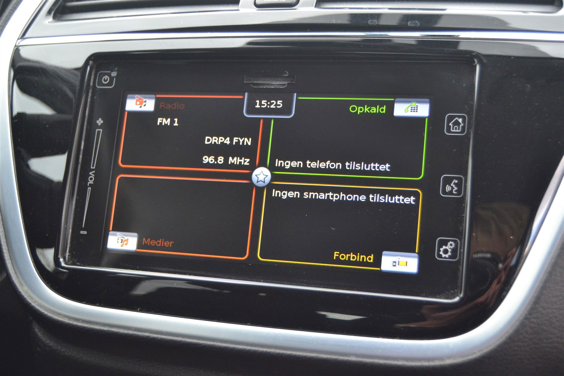 Billede af Suzuki S-Cross 1,0 Boosterjet Active 112HK 5d