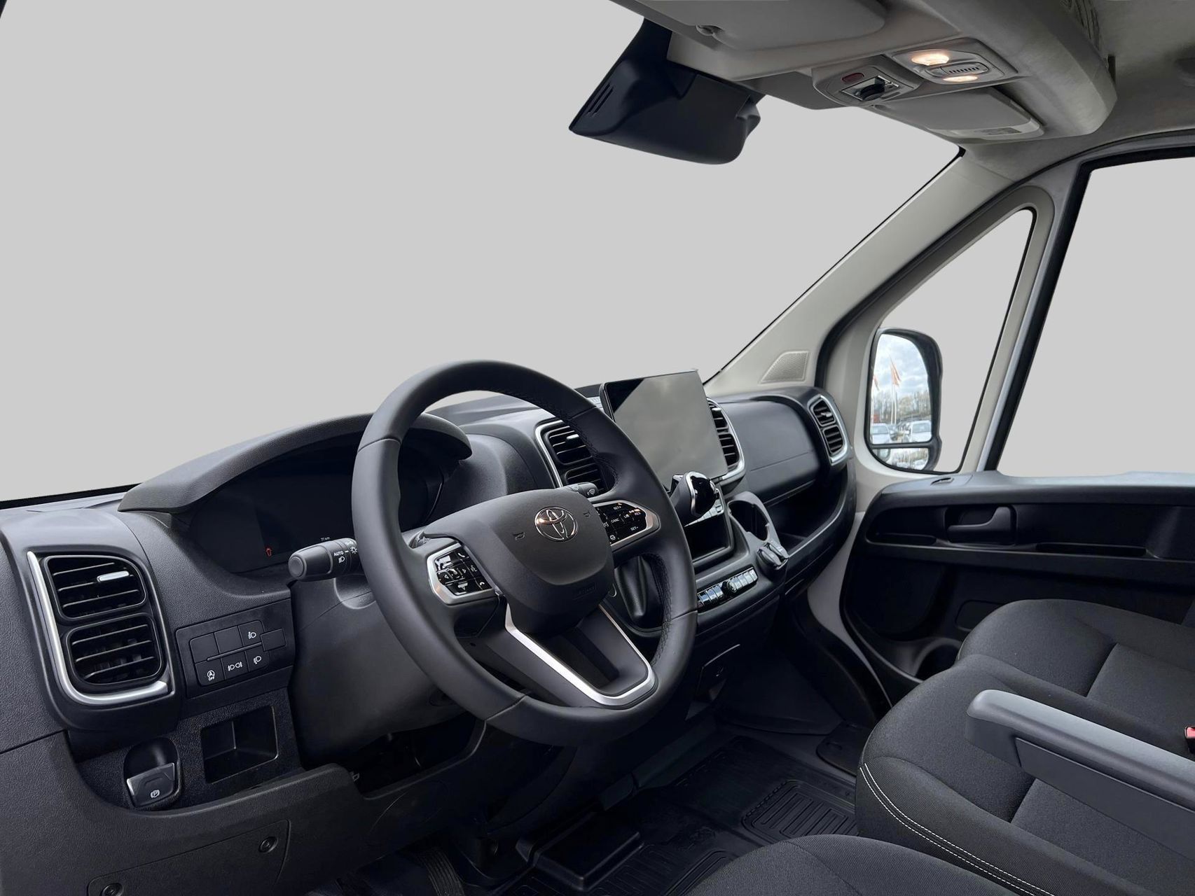 Billede af Toyota Proace Max 2.2D 140hk Medium/To skydedøre m. højt tag aut.gear Comfort Master