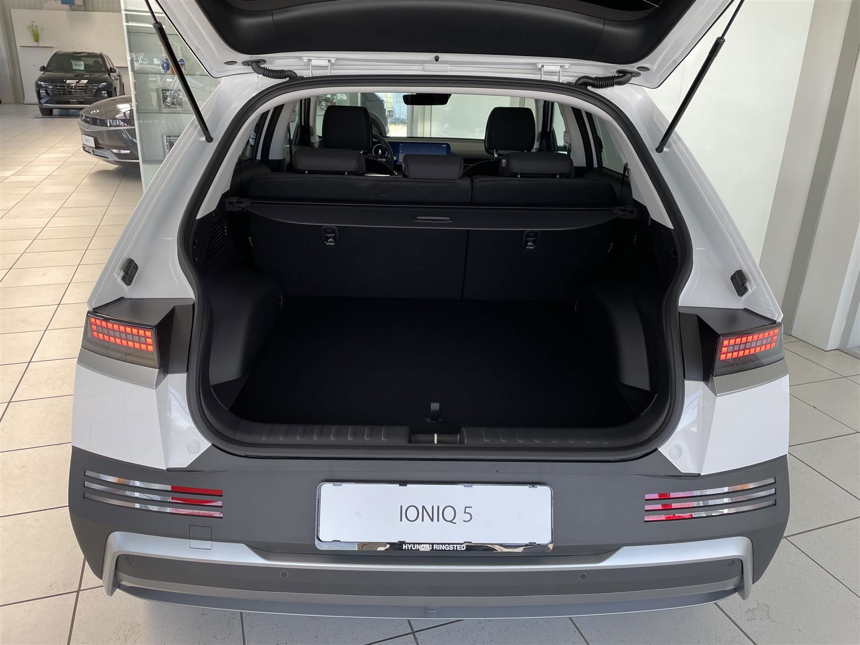 Billede af Hyundai Ioniq 5 Electric 84 kWh Essential 229HK 5d Aut.