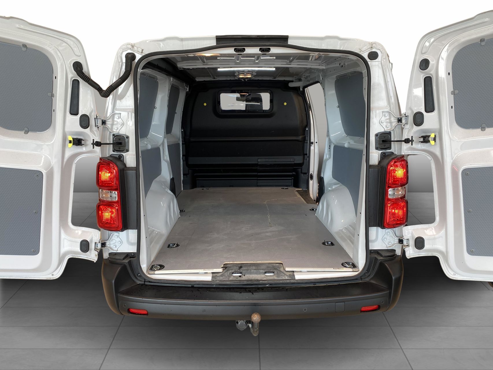 Billede af Toyota Proace Long 2,0 D Comfort Master 144HK Van 8g Aut.