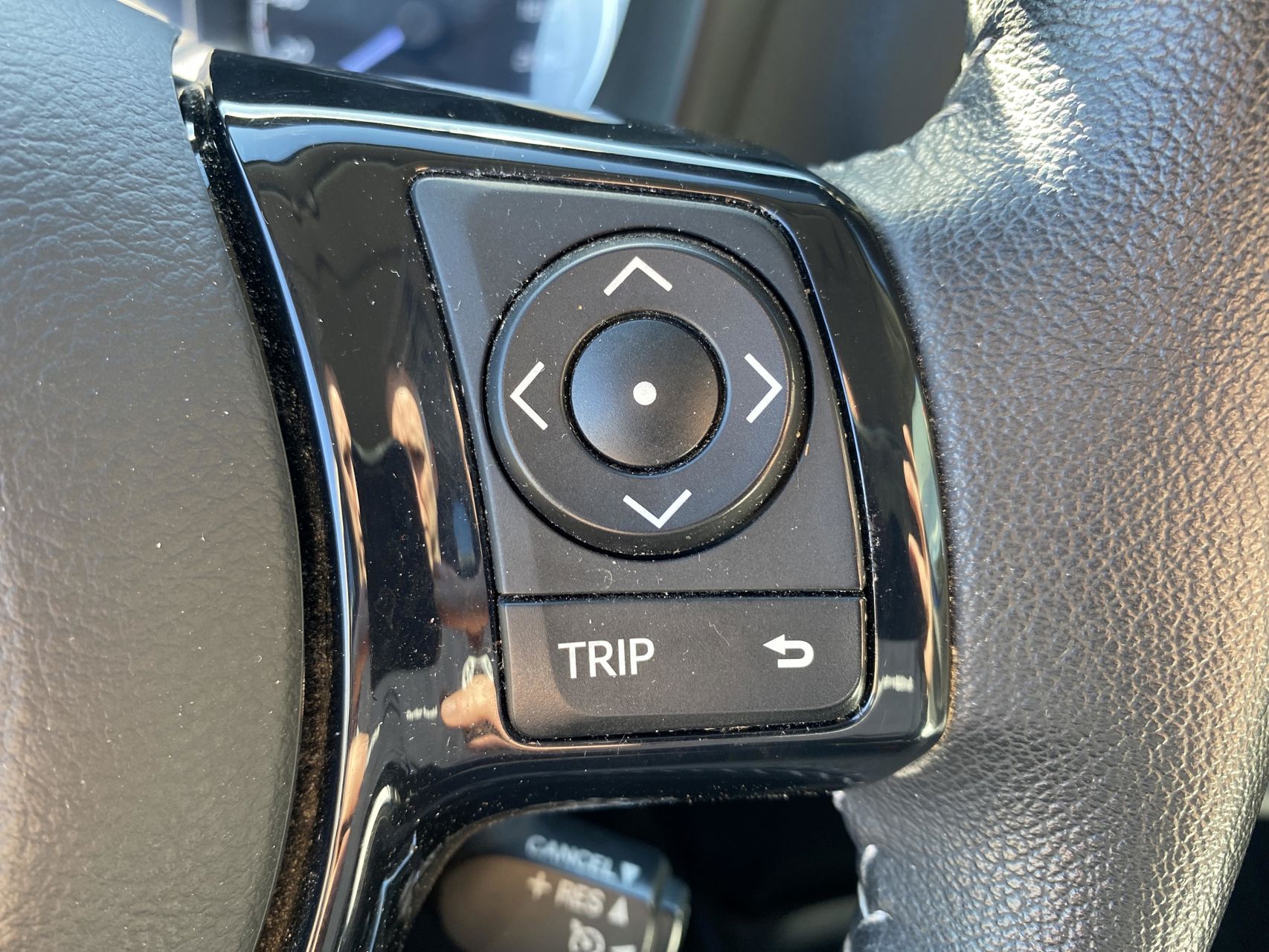 Billede af Toyota Yaris 1,5 Hybrid H3 Smartpakke E-CVT 100HK 5d Trinl. Gear