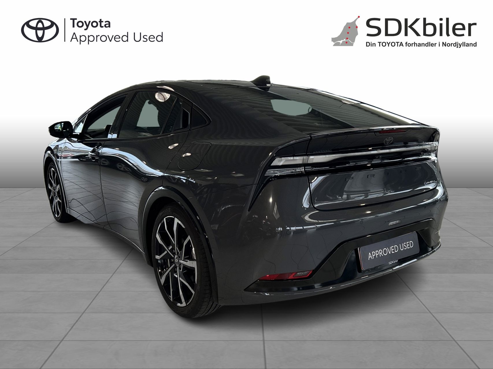 Billede af Toyota Prius Plug-in 2,0 Plugin-hybrid Elegant Panorama 223HK 5d Aut.