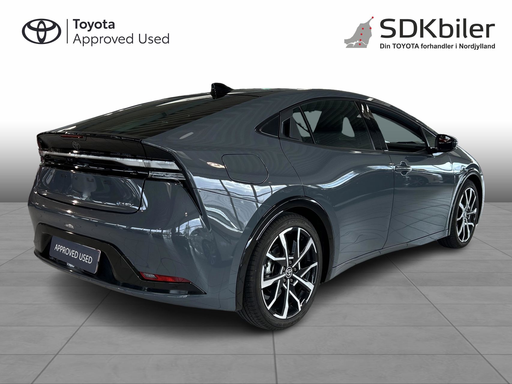 Billede af Toyota Prius Plug-in 2,0 Plugin-hybrid Elegant Panorama 223HK 5d Aut.