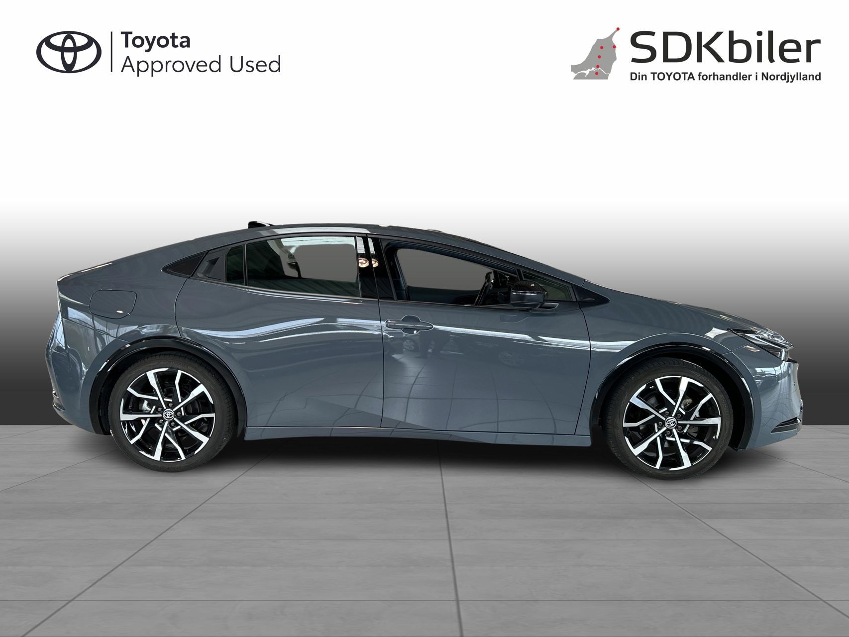 Billede af Toyota Prius Plug-in 2,0 Plugin-hybrid Elegant Panorama 223HK 5d Aut.