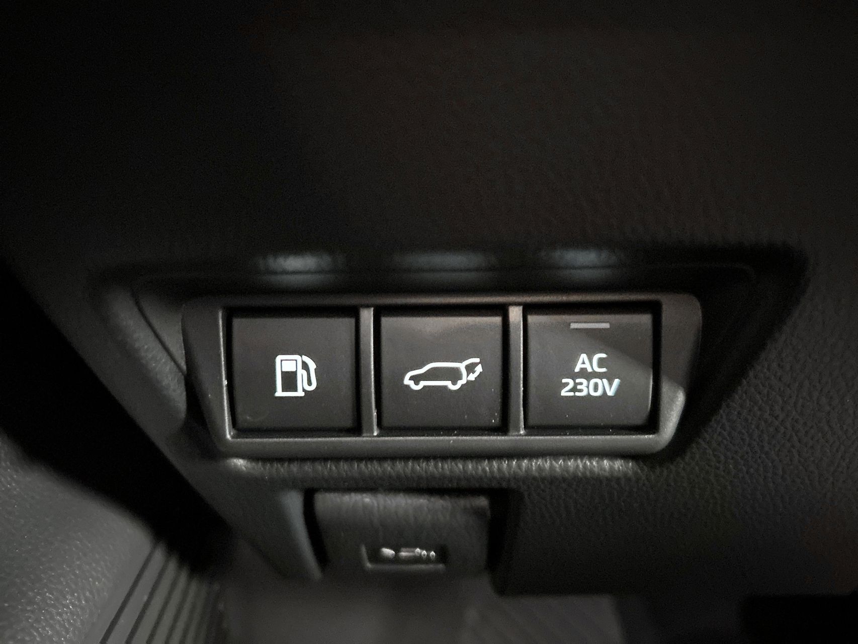 Billede af Toyota Prius Plug-in 2,0 Plugin-hybrid Elegant Panorama 223HK 5d Aut.