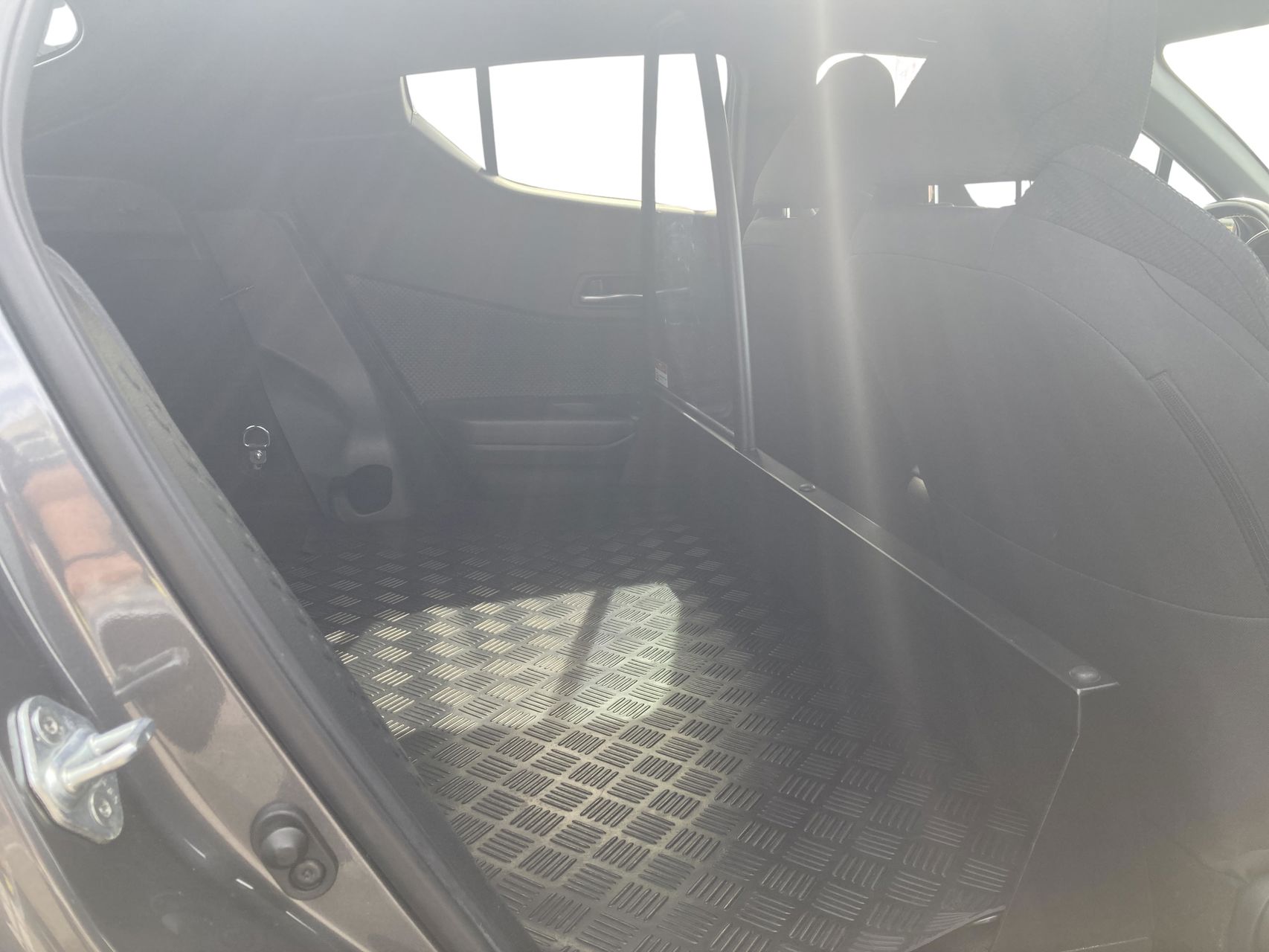 Billede af Toyota C-HR 1,8 Hybrid C-LUB Multidrive S 122HK 5d Aut.