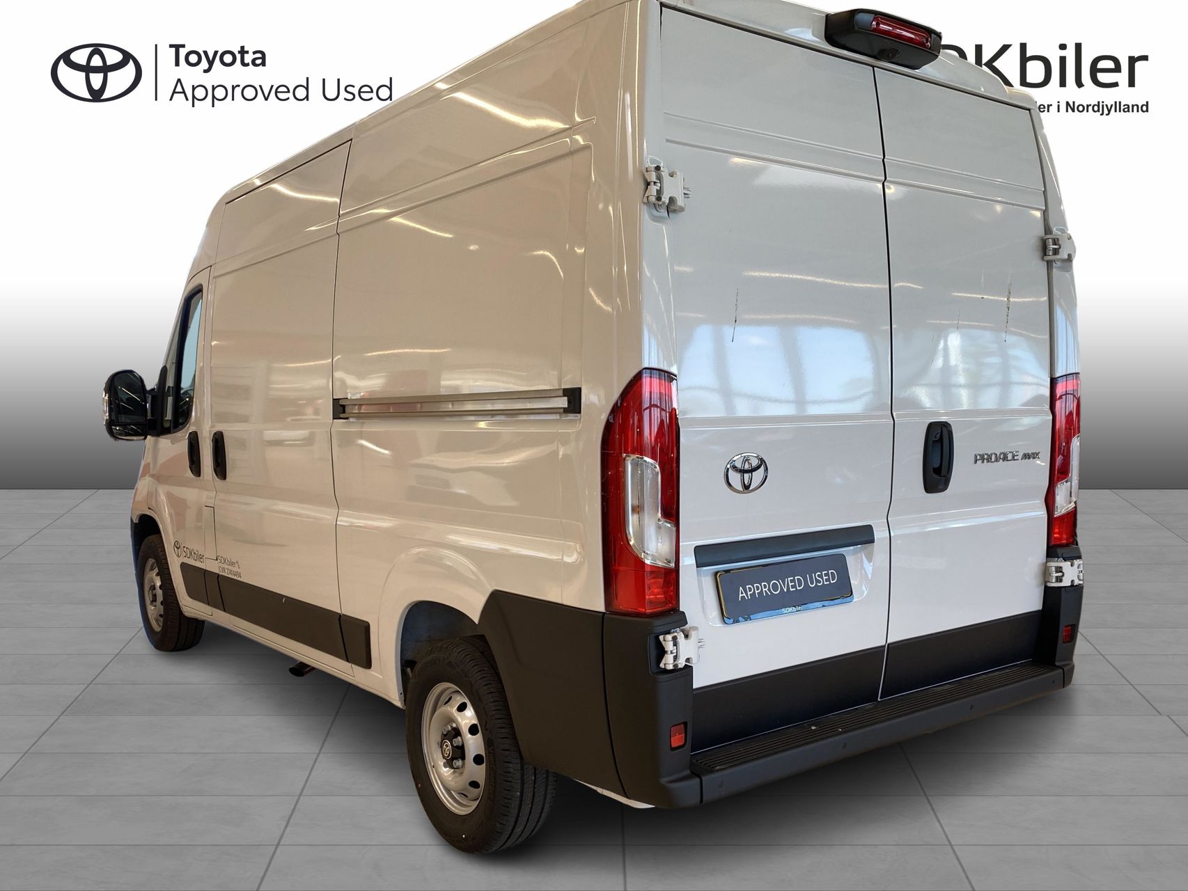 Billede af Toyota Proace Max Medium 2,2 D Comfort To skydedør m. højt tag 140HK Van 6g