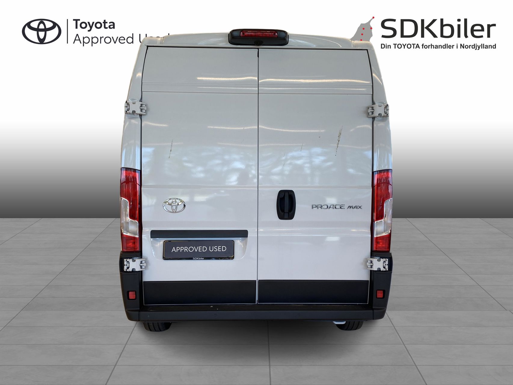 Billede af Toyota Proace Max Medium 2,2 D Comfort To skydedør m. højt tag 140HK Van 6g