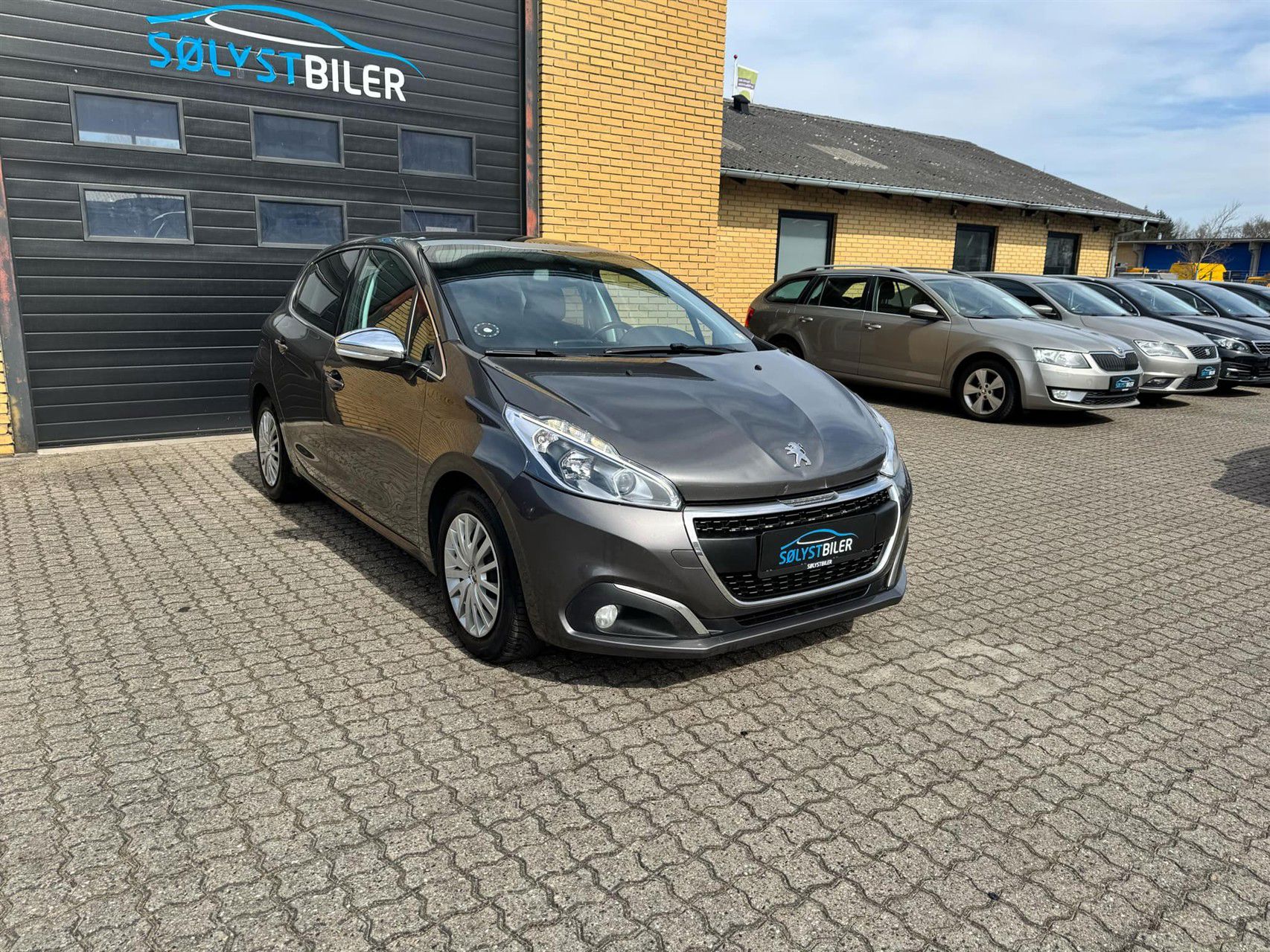 Billede af Peugeot 208 1,6 BlueHDi Allure Sky 100HK 5d