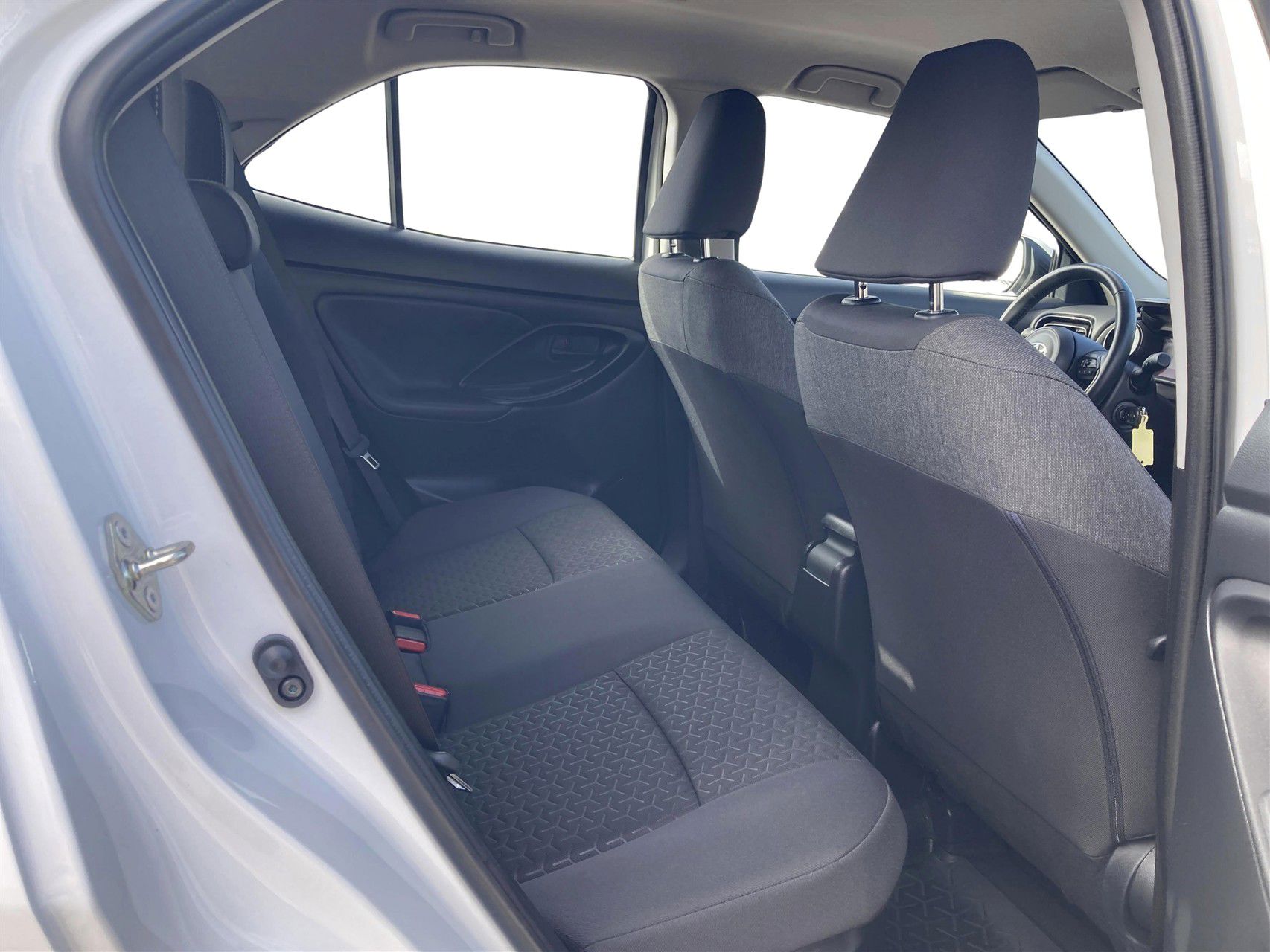 Billede af Toyota Yaris Cross 1,5 Hybrid Essential Comfort 116HK 5d Trinl. Gear