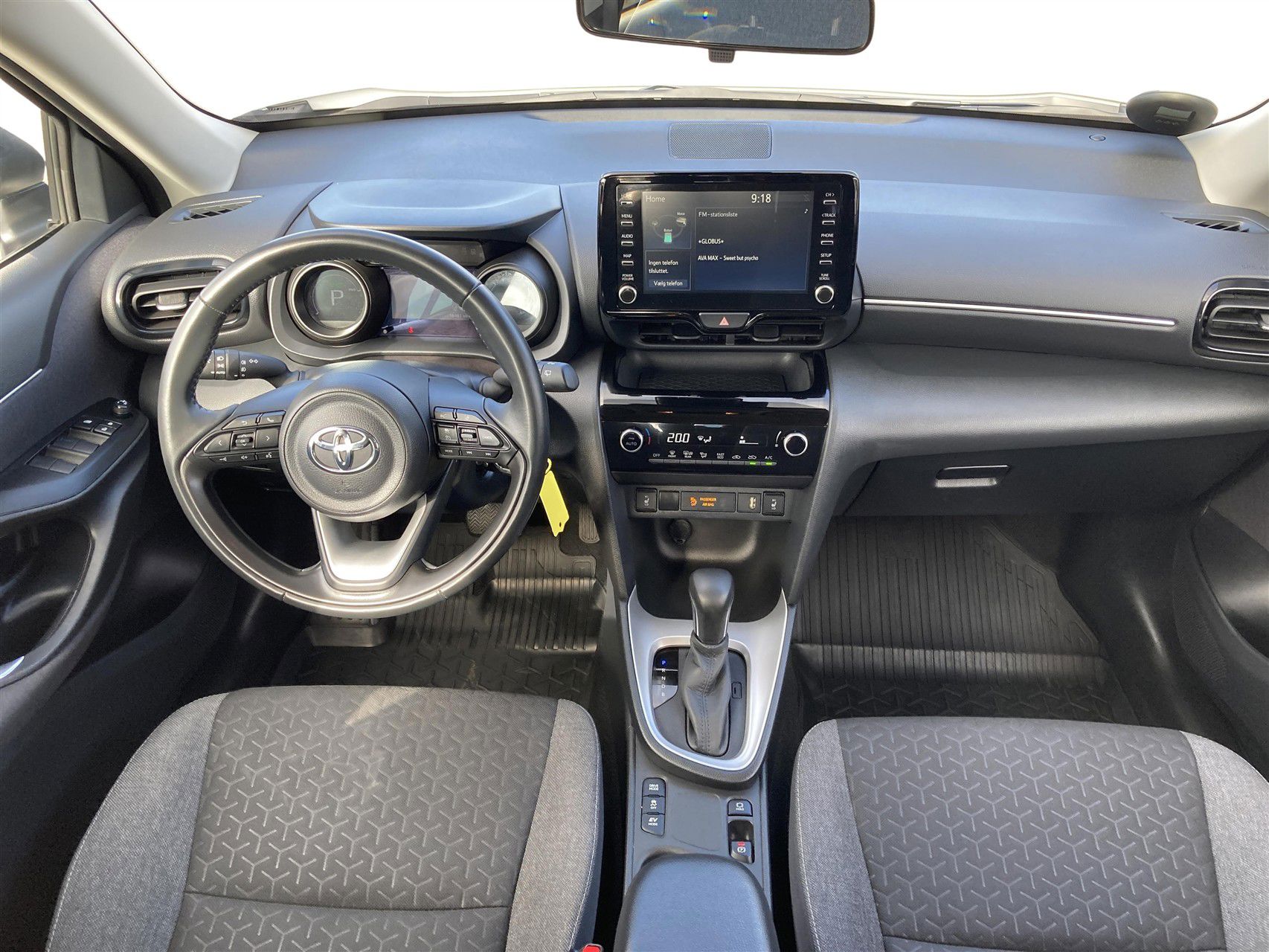 Billede af Toyota Yaris Cross 1,5 Hybrid Essential Comfort 116HK 5d Trinl. Gear