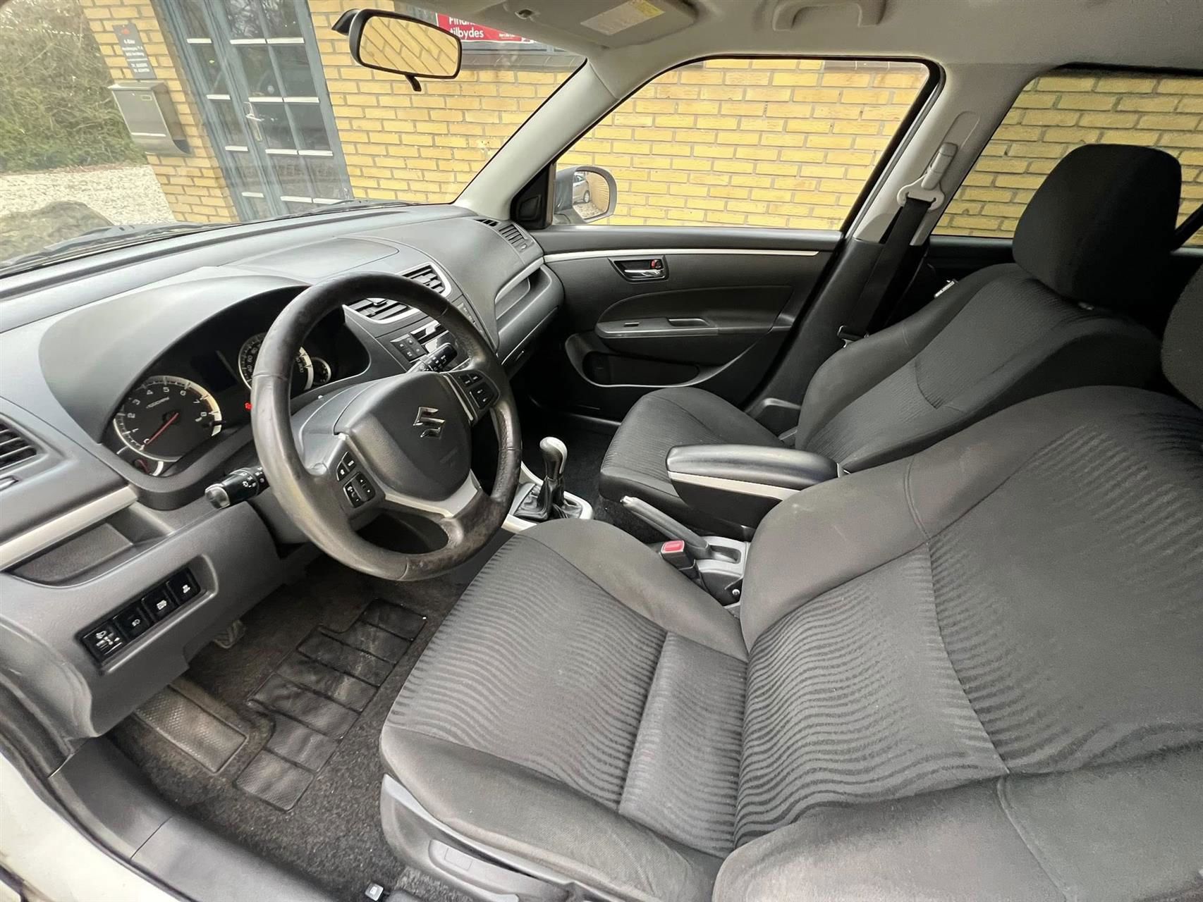 Billede af Suzuki Swift 1,2 16V GL A/C Start/Stop 94HK 3d