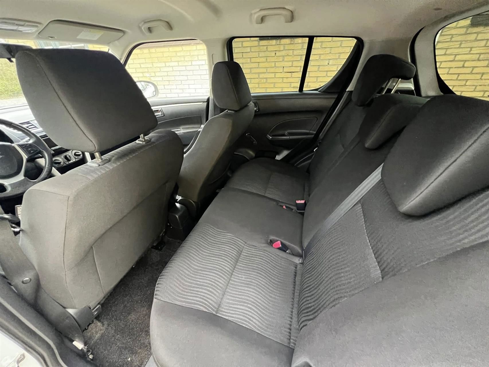Billede af Suzuki Swift 1,2 16V GL A/C Start/Stop 94HK 3d