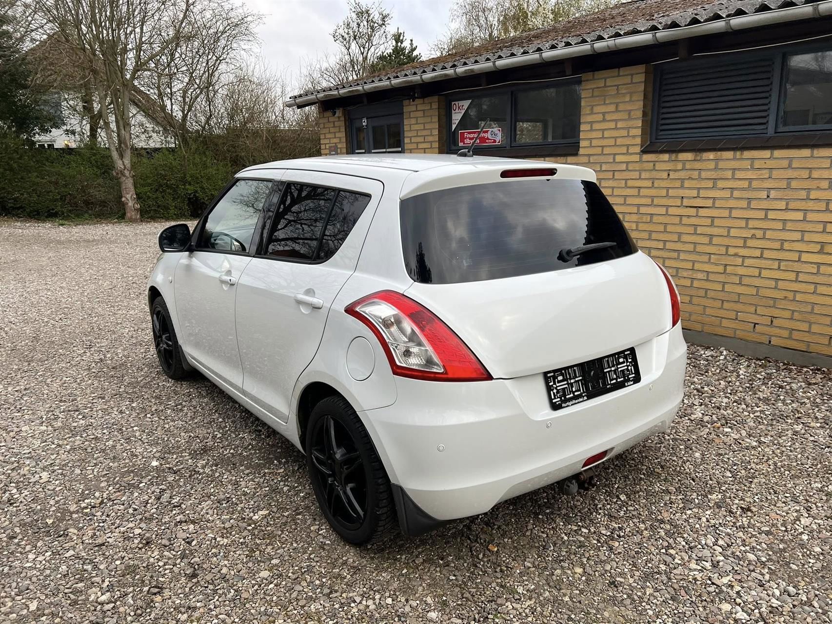 Billede af Suzuki Swift 1,2 16V GL A/C Start/Stop 94HK 3d