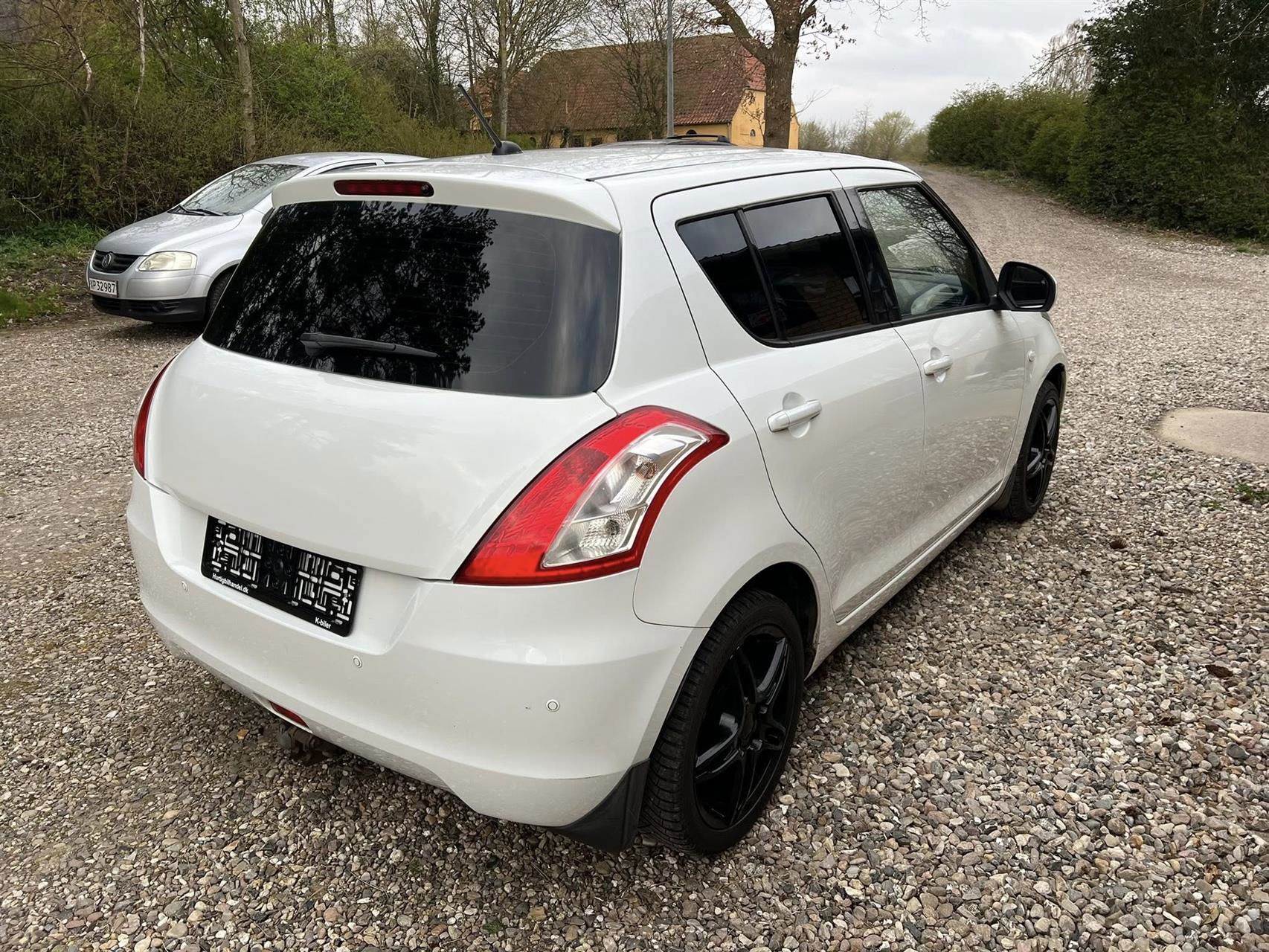 Billede af Suzuki Swift 1,2 16V GL A/C Start/Stop 94HK 3d