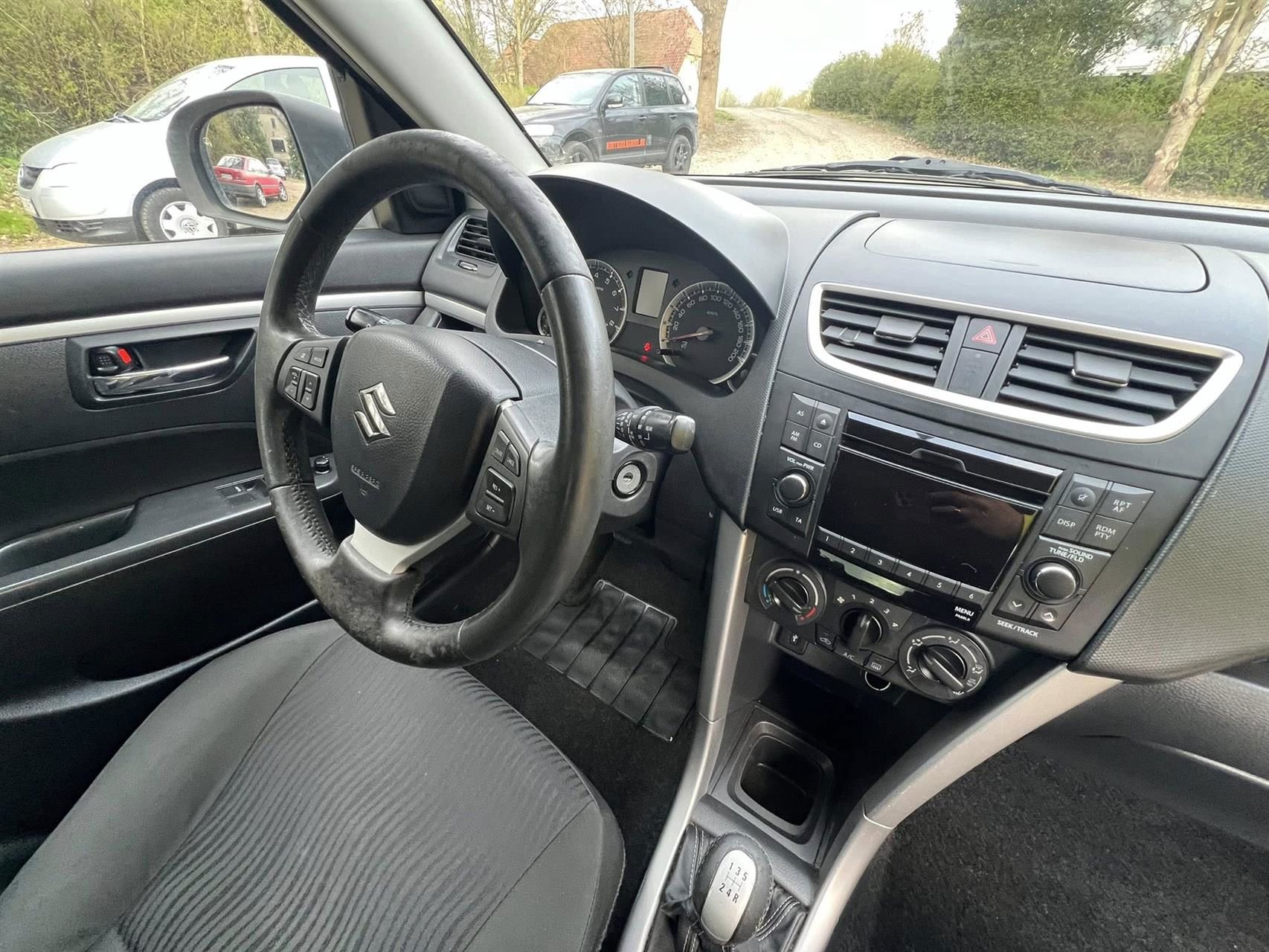 Billede af Suzuki Swift 1,2 16V GL A/C Start/Stop 94HK 3d