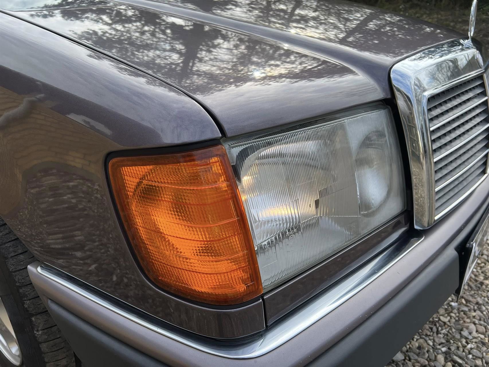 Billede af Mercedes-Benz 230E 2,3 132HK